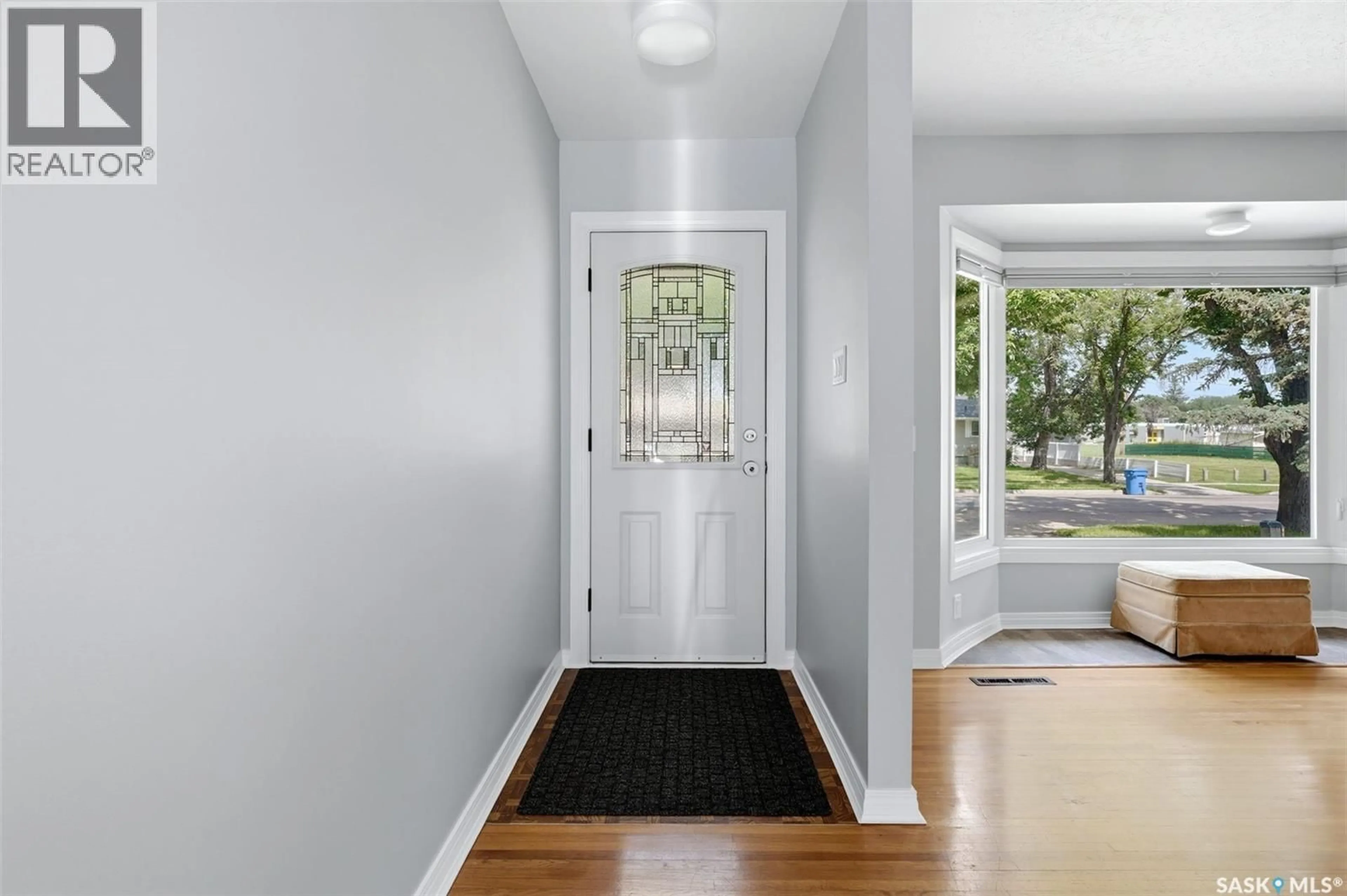 Indoor entryway for 1631 MACPHERSON AVENUE, Regina Saskatchewan S4S4E1