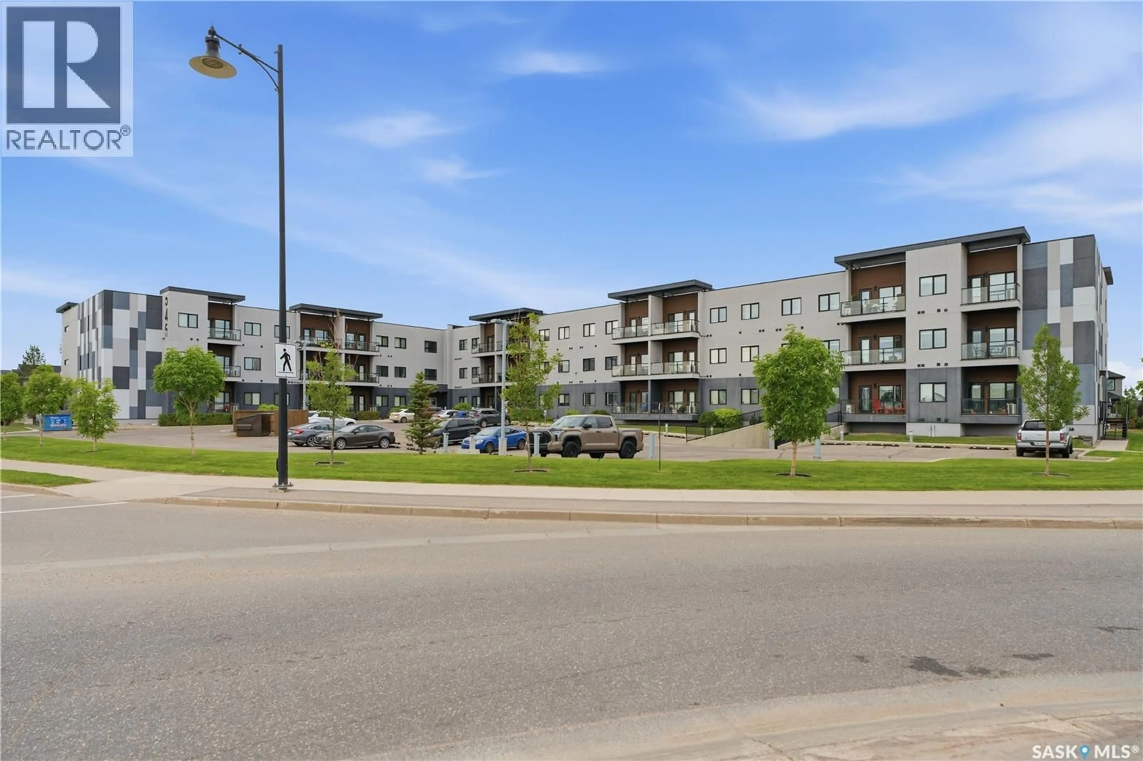 Unknown for 545 - 214 HASSARD CLOSE, Saskatoon Saskatchewan S7L6V3