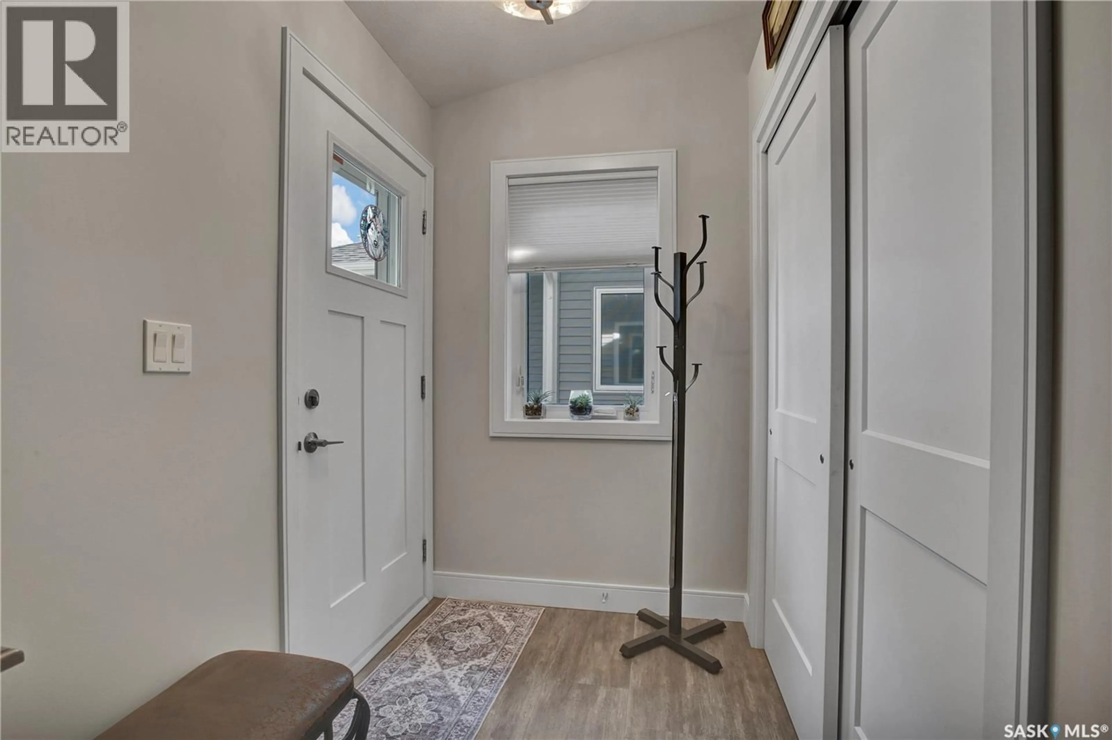 Indoor entryway for 4 437 PALMER CRESCENT, Warman Saskatchewan S0K4S1