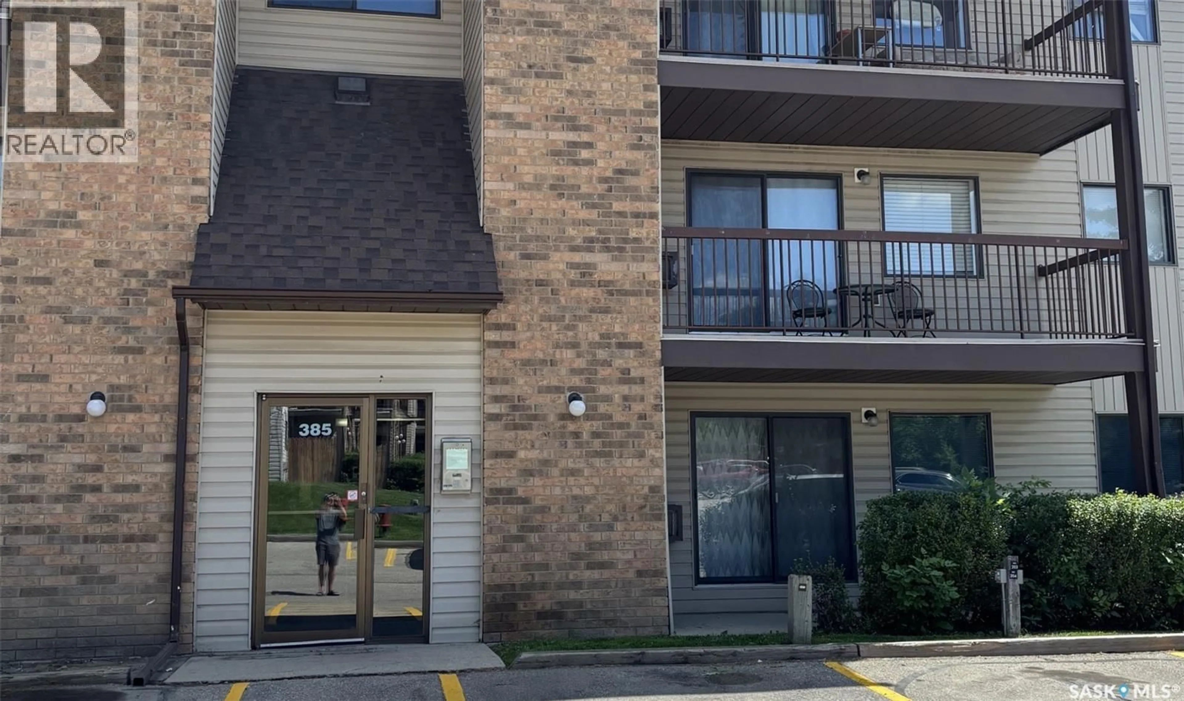 Unknown for 202 - 385 KINGSMERE BOULEVARD, Saskatoon Saskatchewan S7J4J6