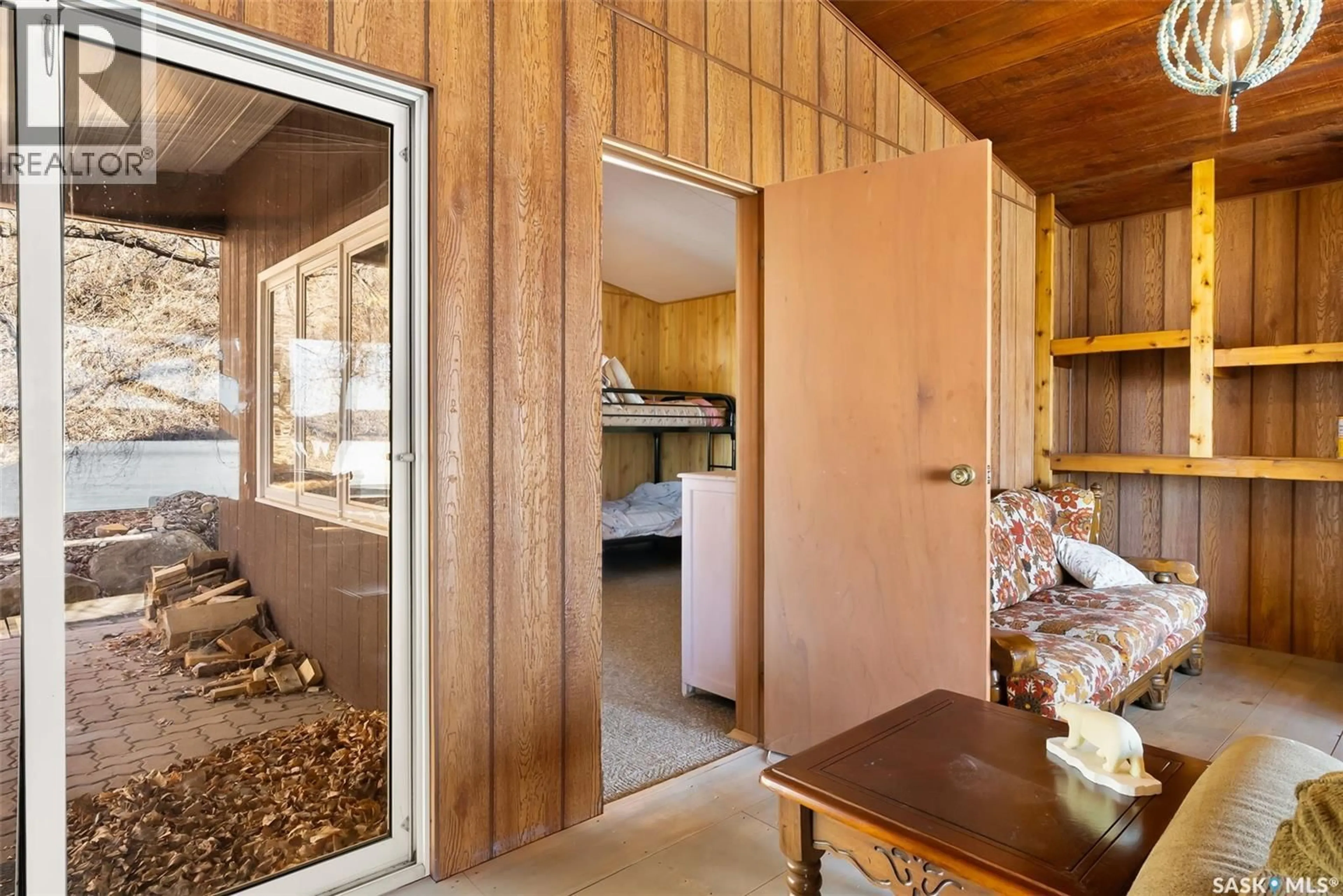 Indoor foyer for 446 PASQUA LAKE ROAD, North Qu'Appelle Rm No. 187 Saskatchewan S0G1S0