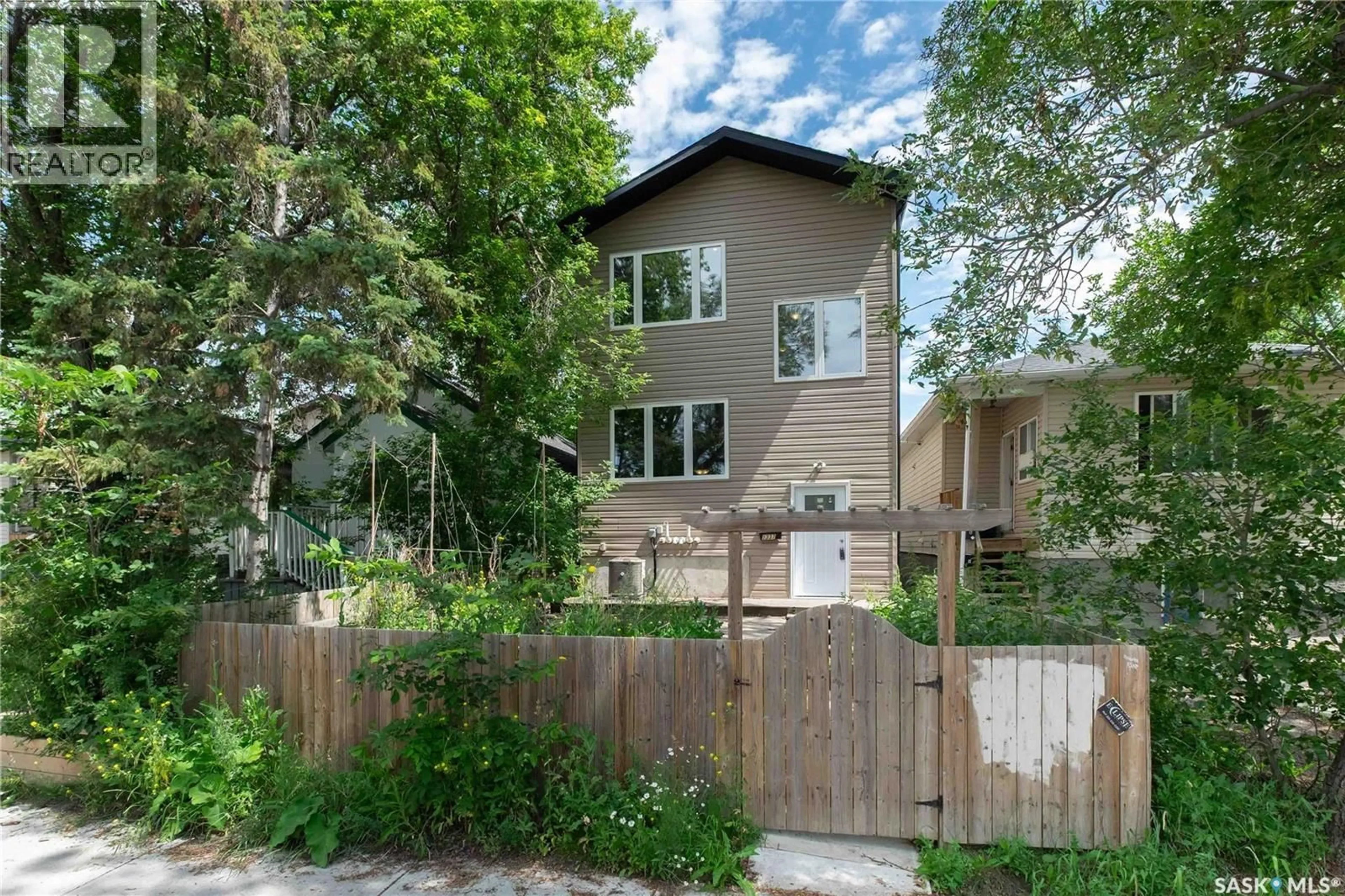 Unknown for 1337 MONTAGUE STREET, Regina Saskatchewan S4T3J1