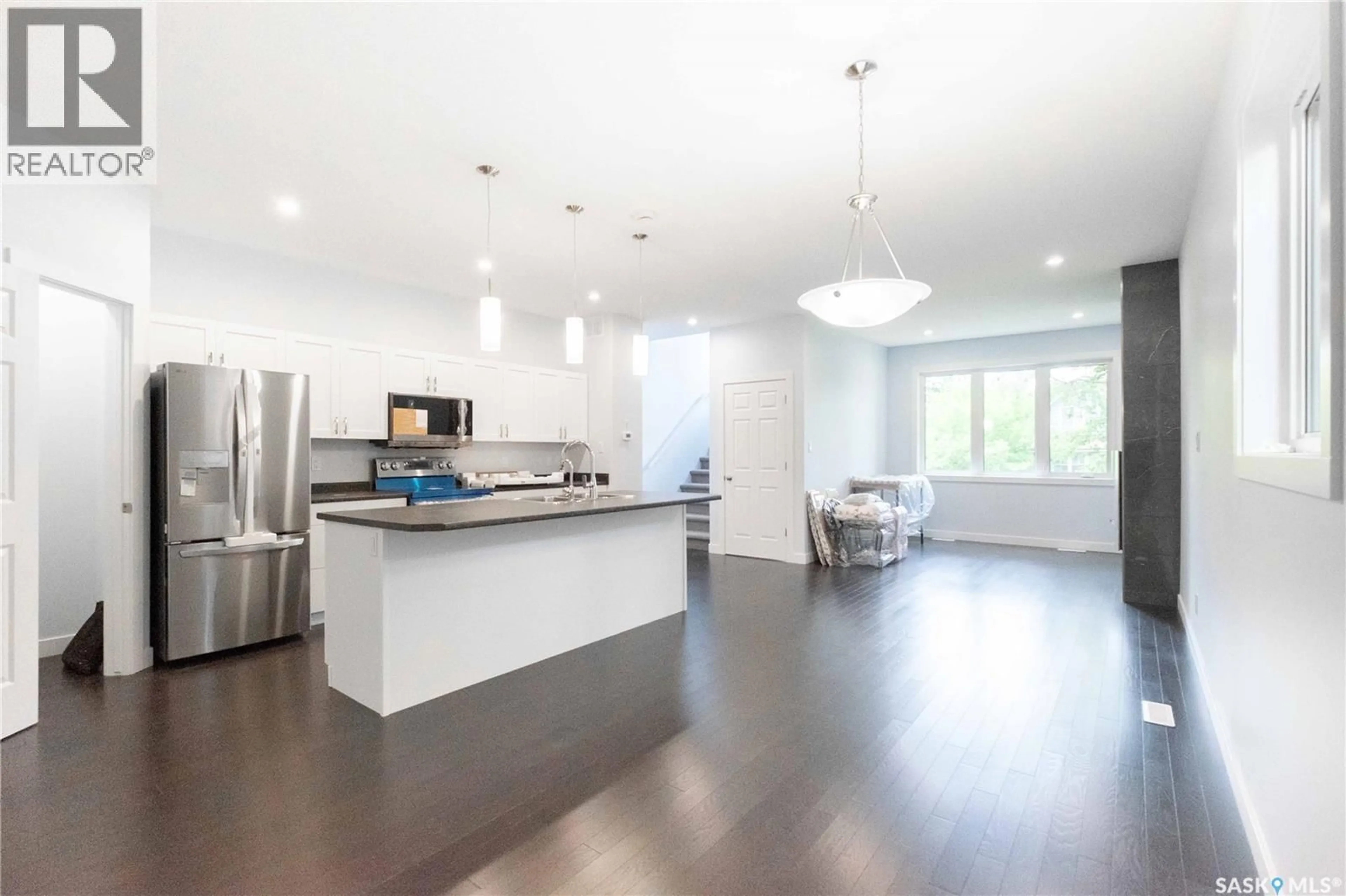 Open concept kitchen, unknown for 1337 MONTAGUE STREET, Regina Saskatchewan S4T3J1