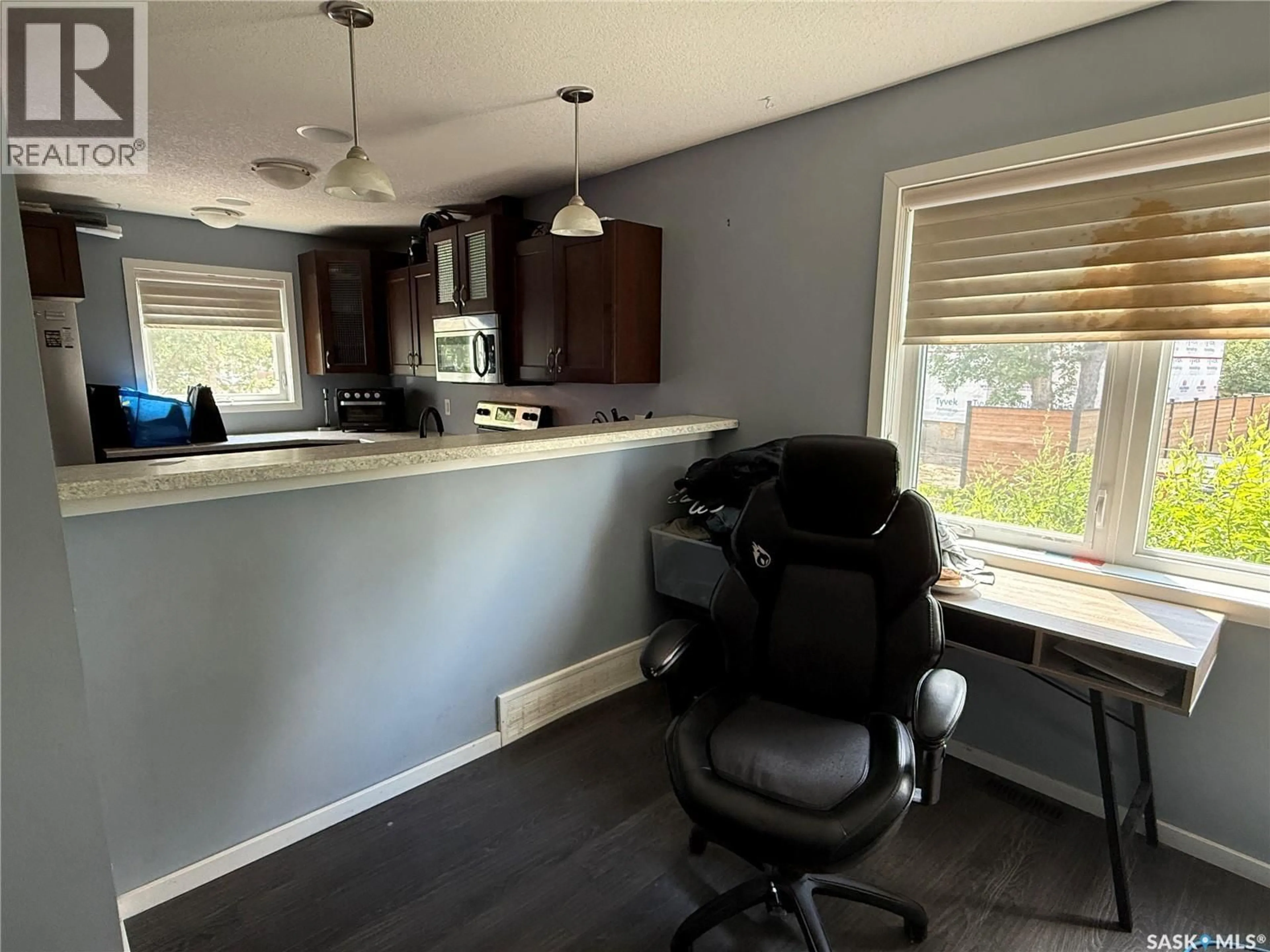 A pic of a room for 802 PARK AVENUE, Weyburn Saskatchewan S4H0K2