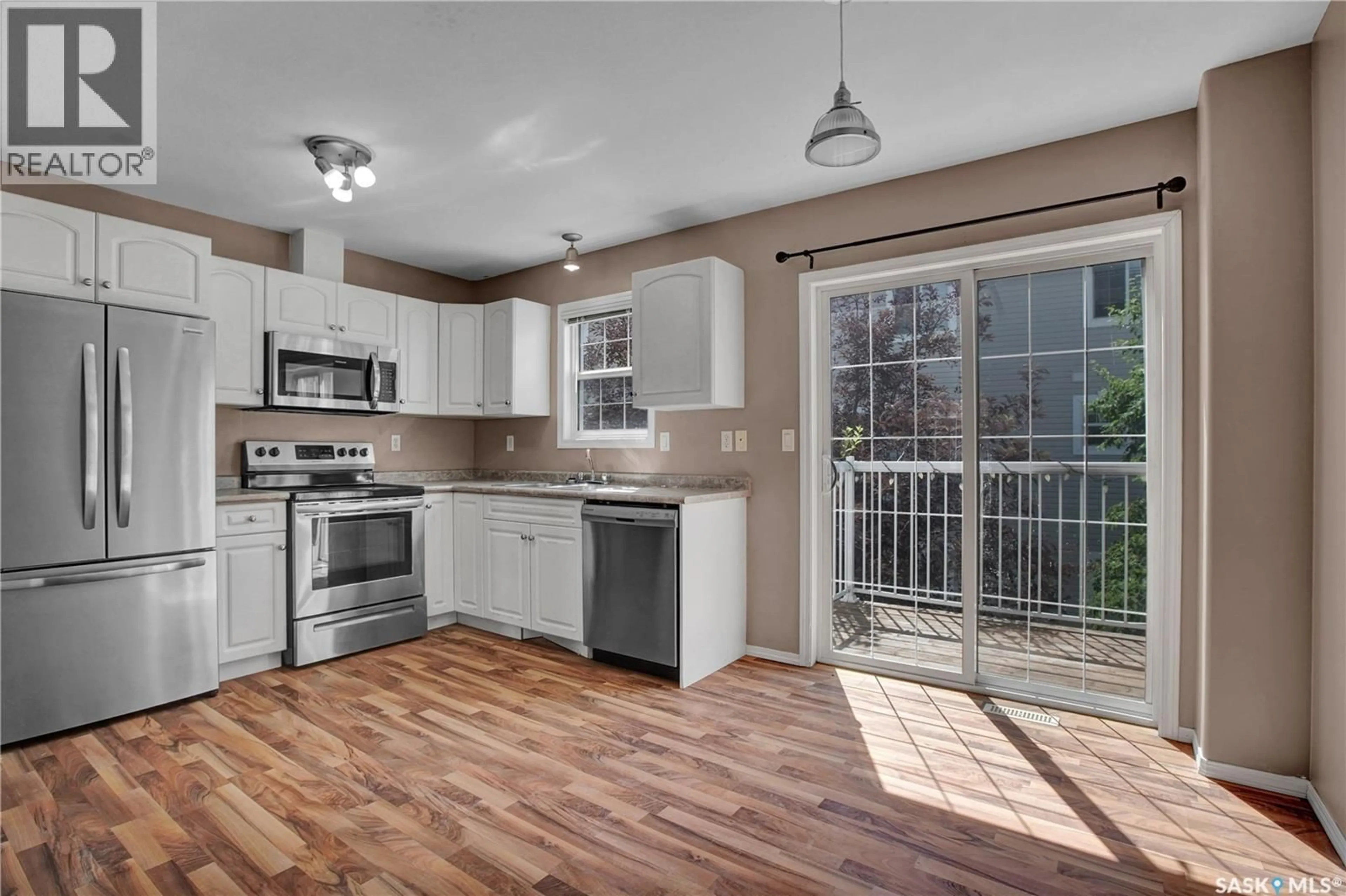 Open concept kitchen, unknown for 29 243 HEROLD TERRACE, Saskatoon Saskatchewan S7T0K9
