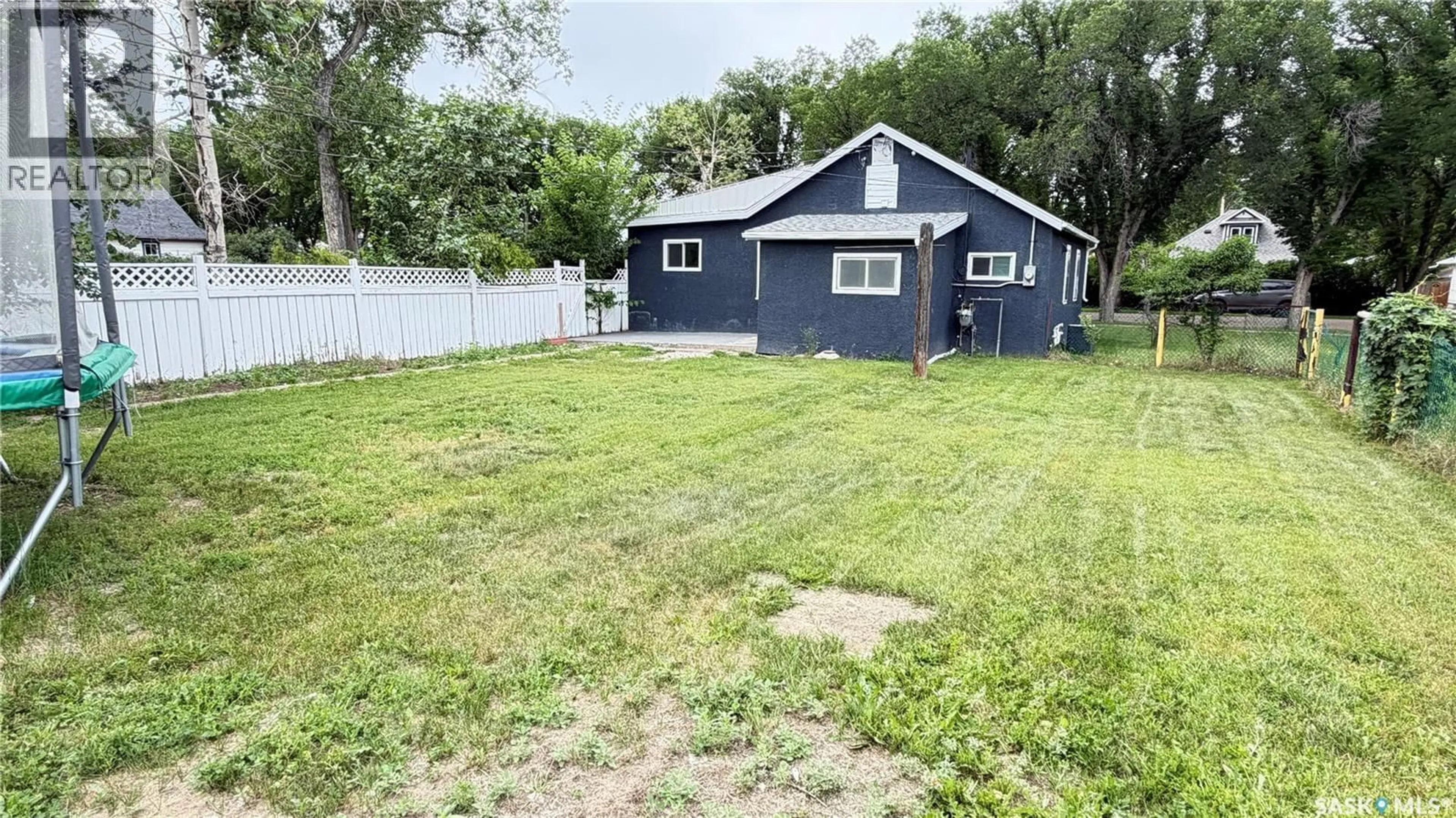 Shed for 320 ASPEN STREET, Maple Creek Saskatchewan S0N1N0
