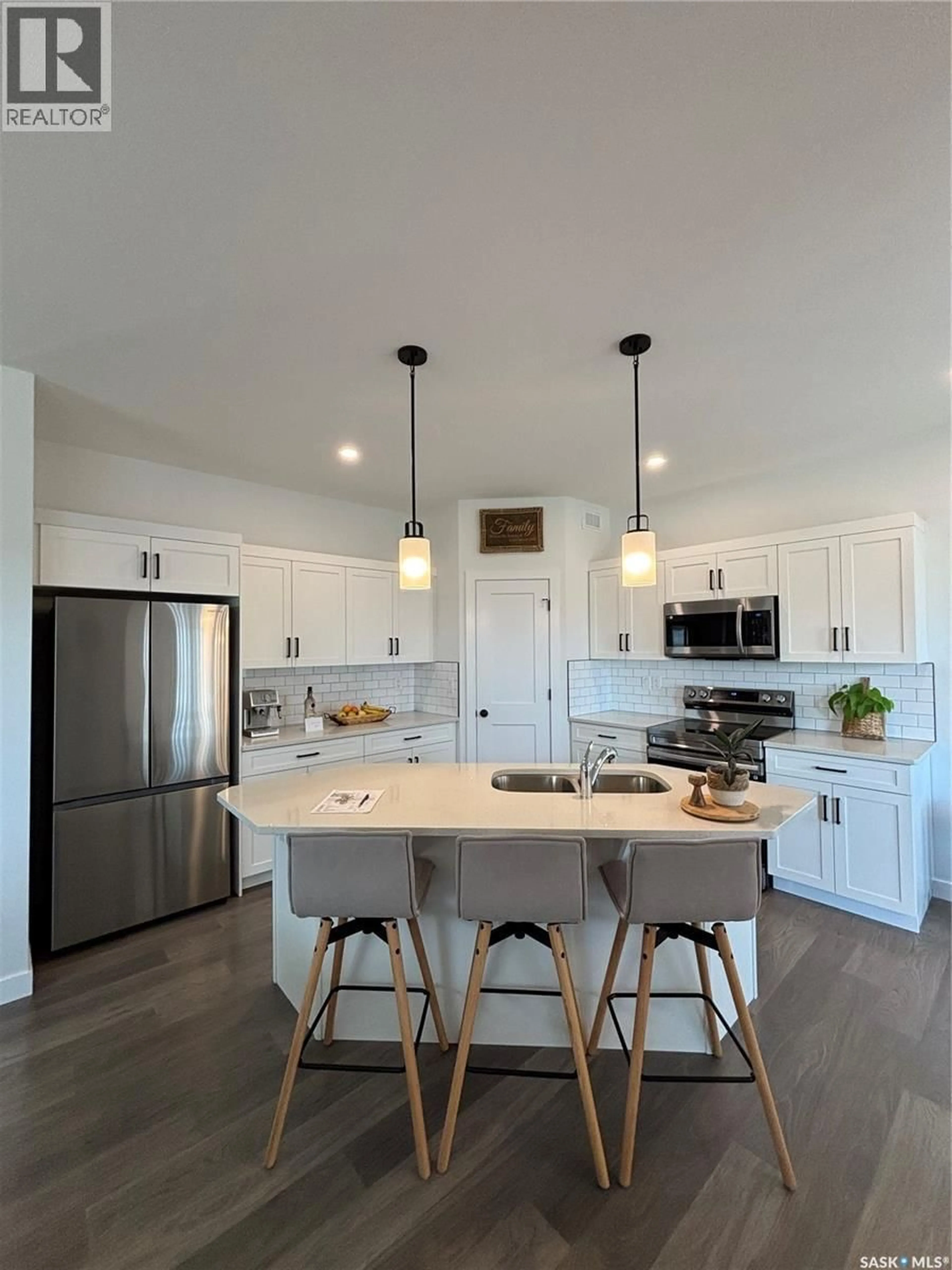 Open concept kitchen, unknown for 101 ECHO LANE, Martensville Saskatchewan S0K2T1