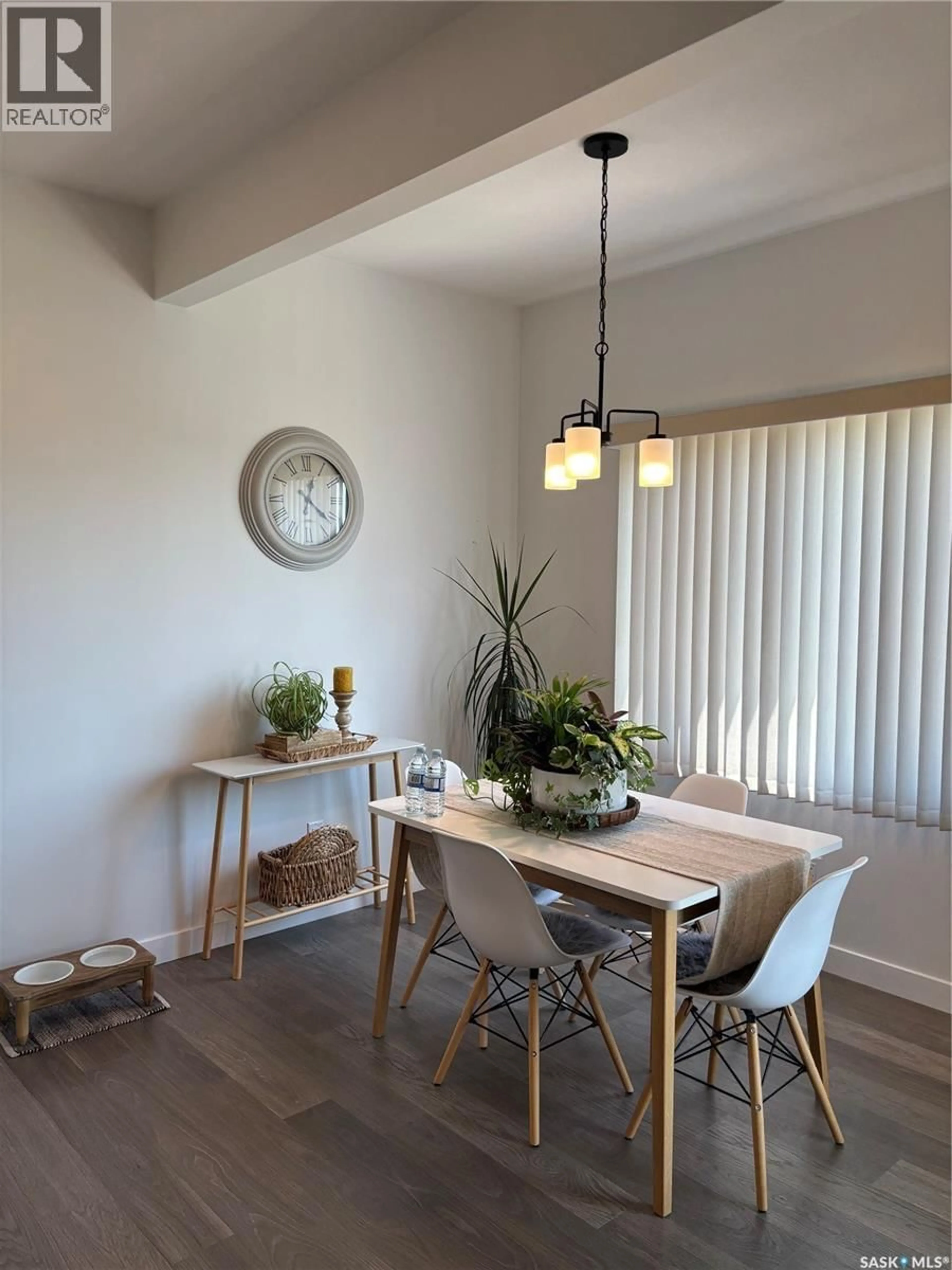 Dining room, wood/laminate floor for 101 ECHO LANE, Martensville Saskatchewan S0K2T1