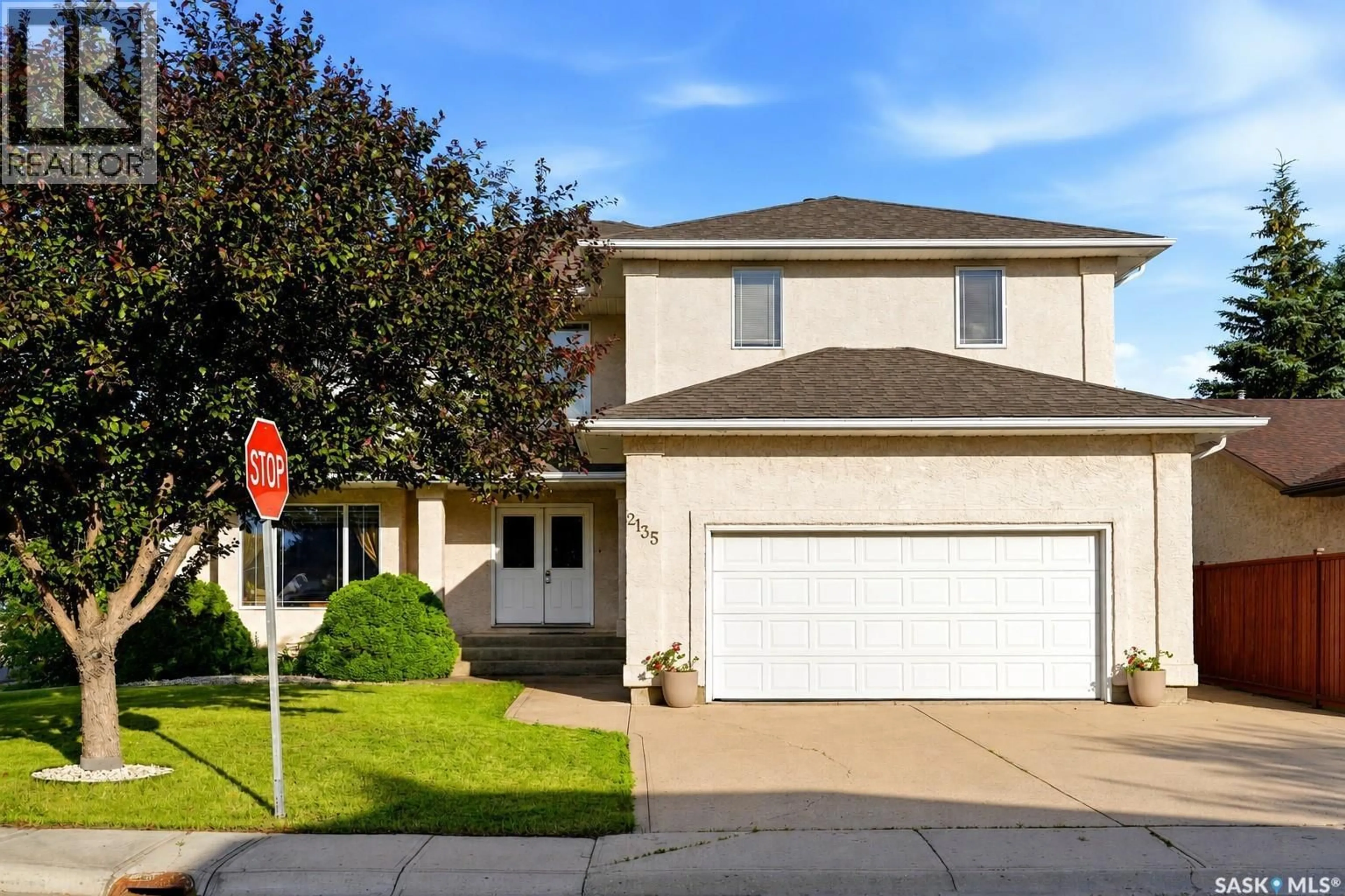Home with vinyl exterior material, street for 2135 POTTS CRESCENT, Regina Saskatchewan S4V2E6