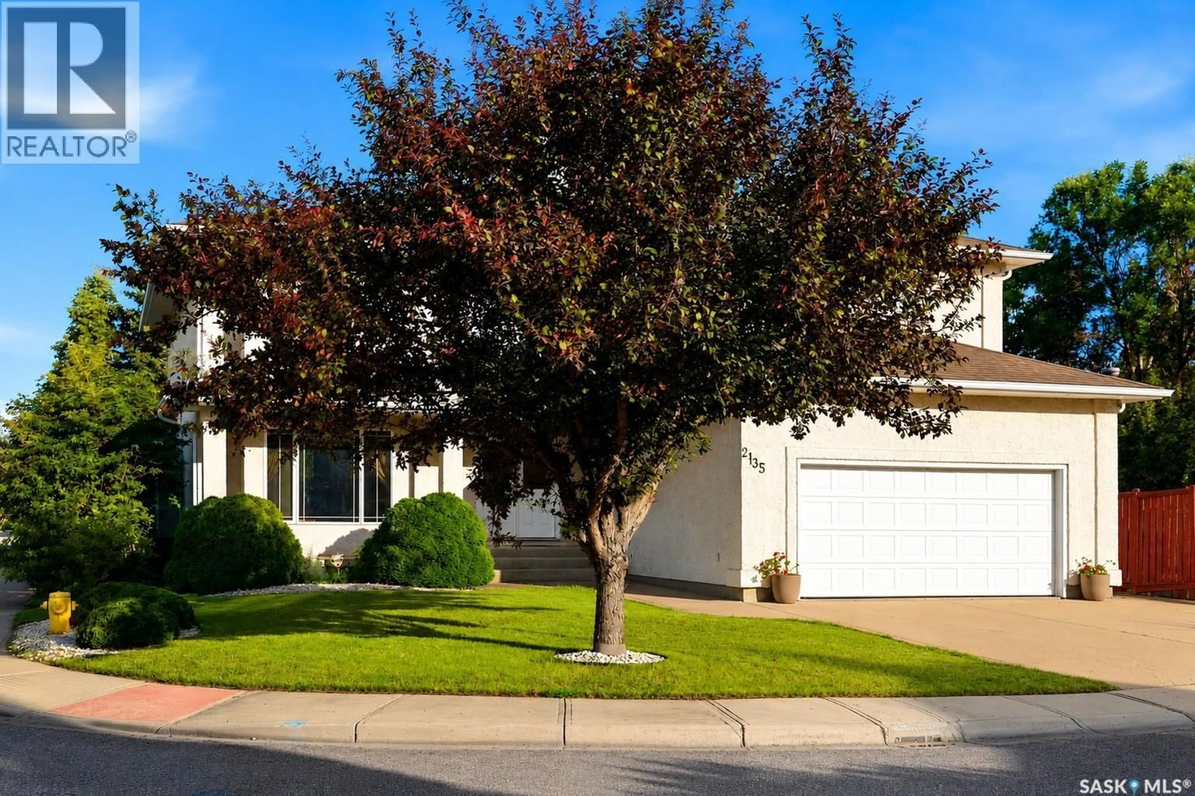 Home with vinyl exterior material, street for 2135 POTTS CRESCENT, Regina Saskatchewan S4V2E6