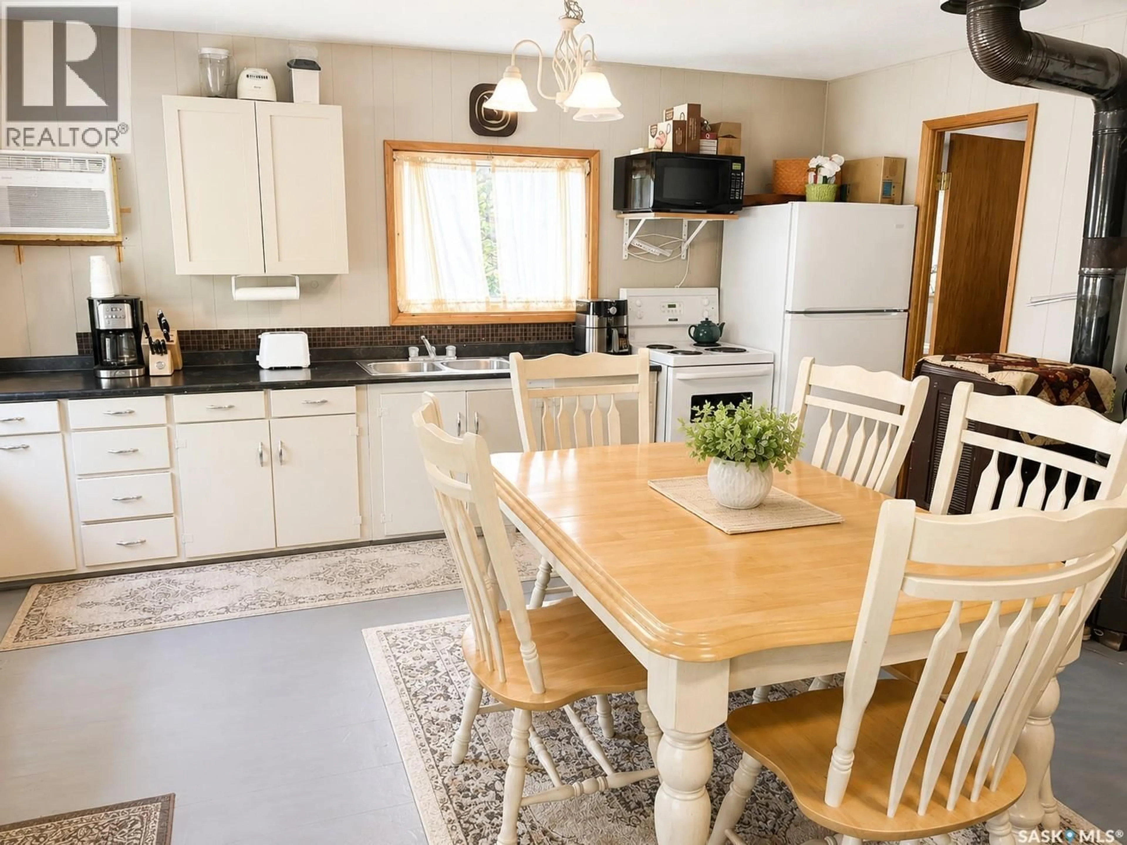 Open concept kitchen, unknown for Block 1 Lot 16 MEMORIAL LAKE, Shell Lake Saskatchewan S0J2G0