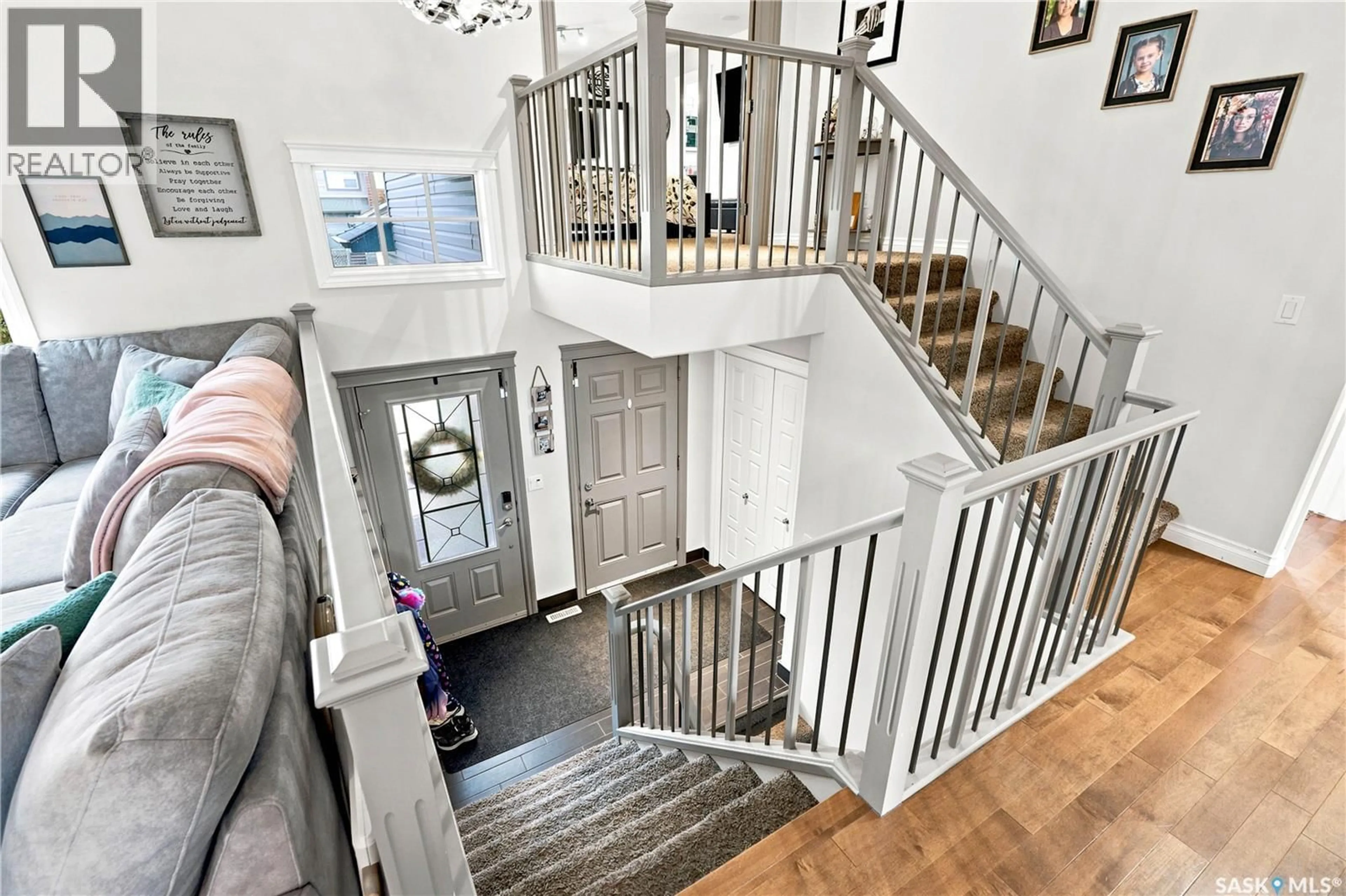 Unknown for 335 DAWSON CRESCENT, Saskatoon Saskatchewan S7R0K1