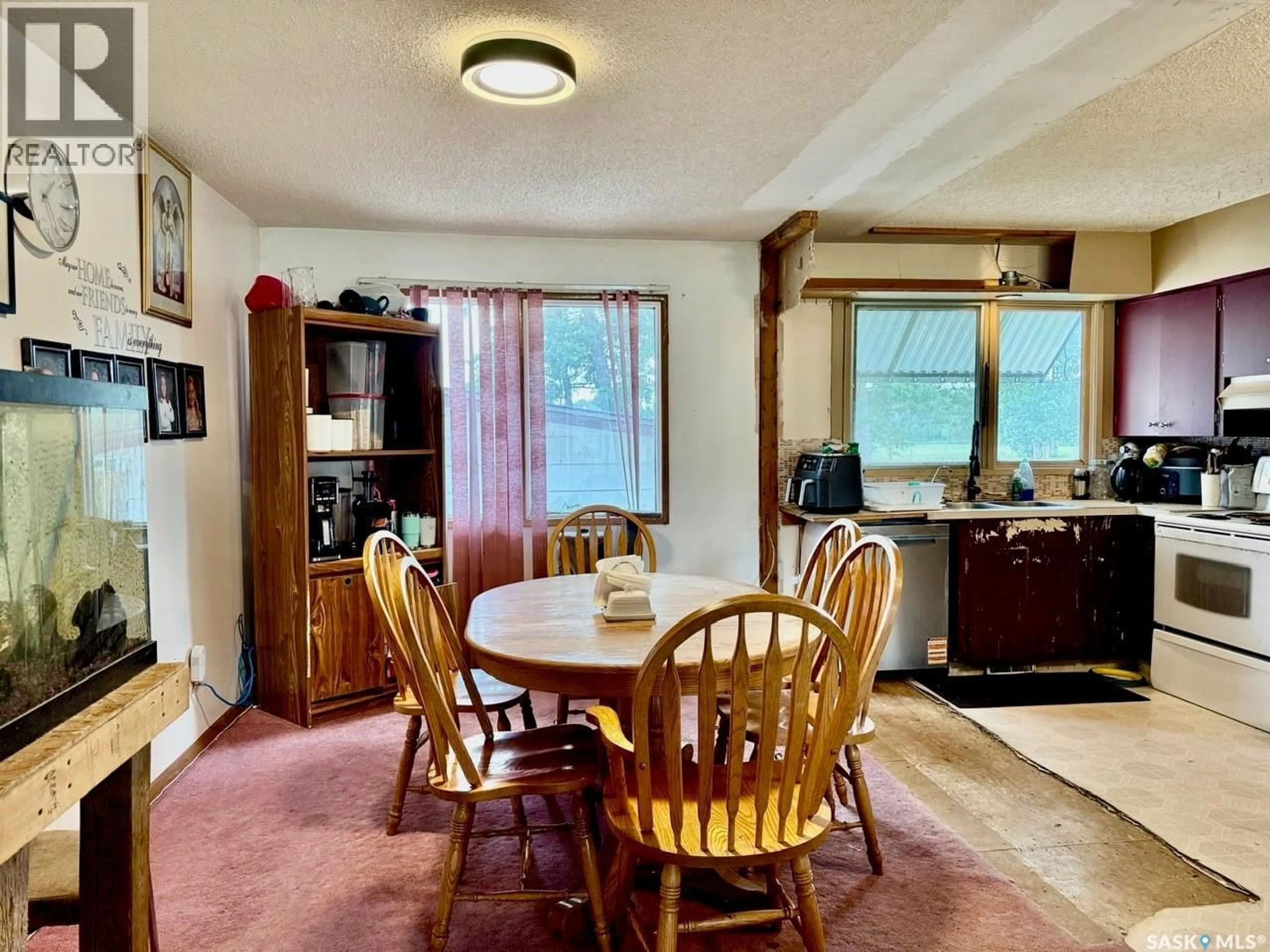 Dining room, unknown for 11 VETSHOME DRIVE, Lanigan Saskatchewan S0K2M0