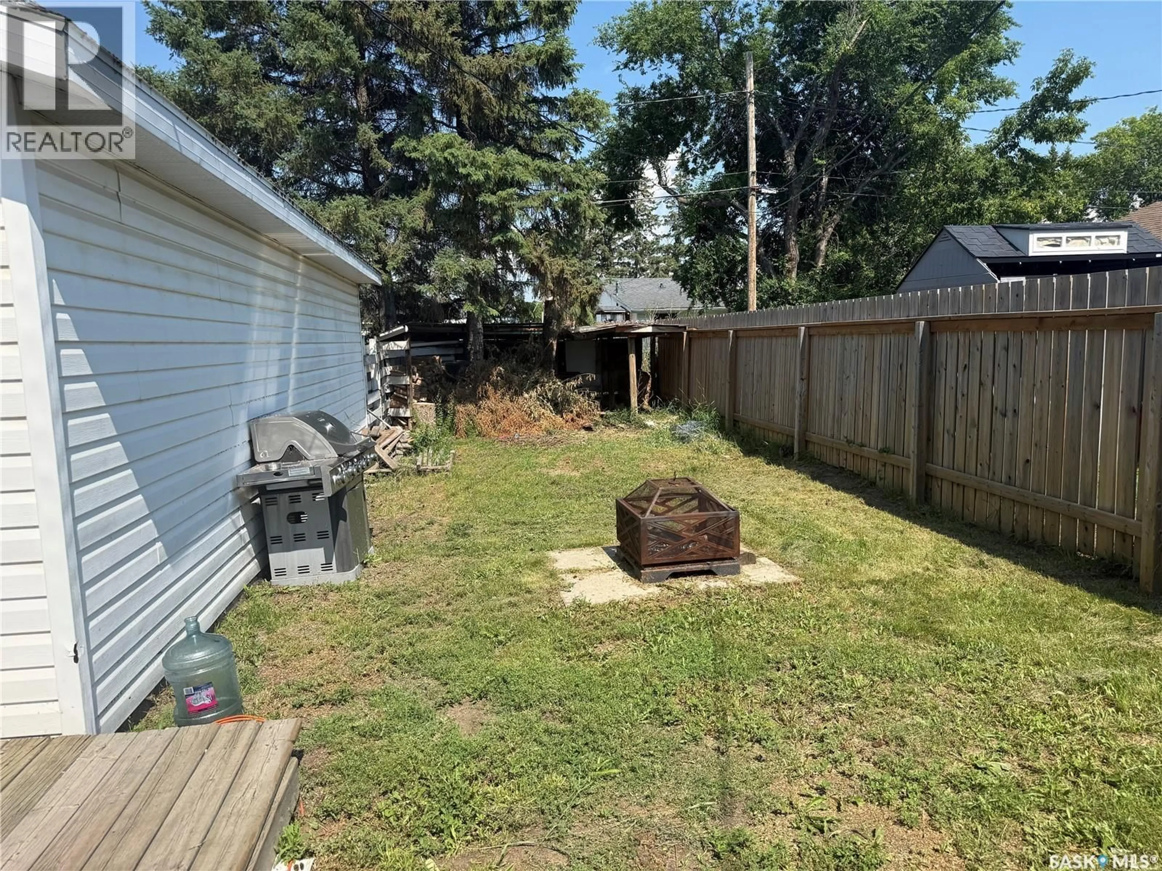 Patio, unknown for E - 217 3A STREET, Nipawin Saskatchewan S0E1E0