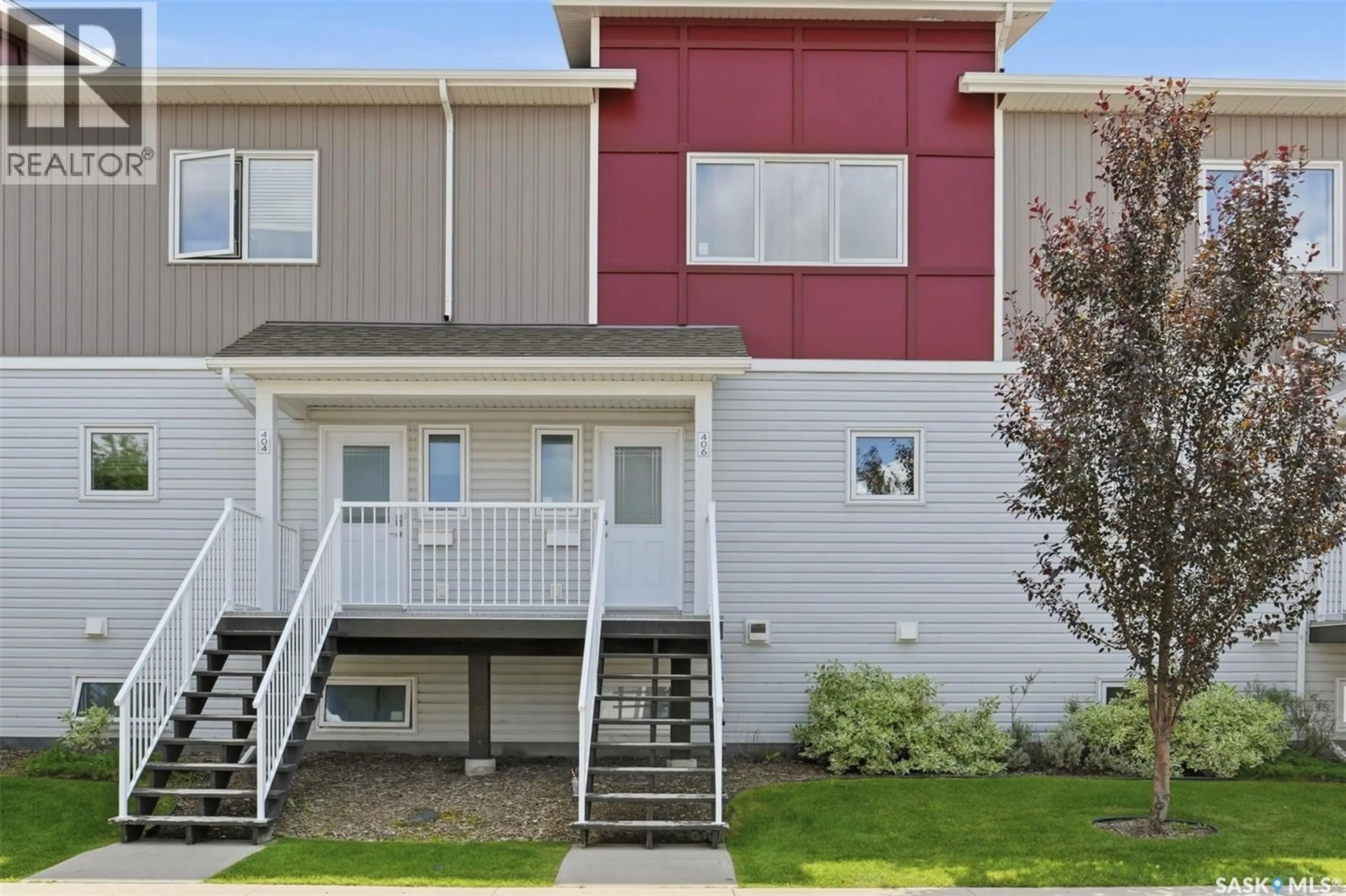 Home with vinyl exterior material, street for 225 - 406 HASSARD CLOSE, Saskatoon Saskatchewan S7L2W8