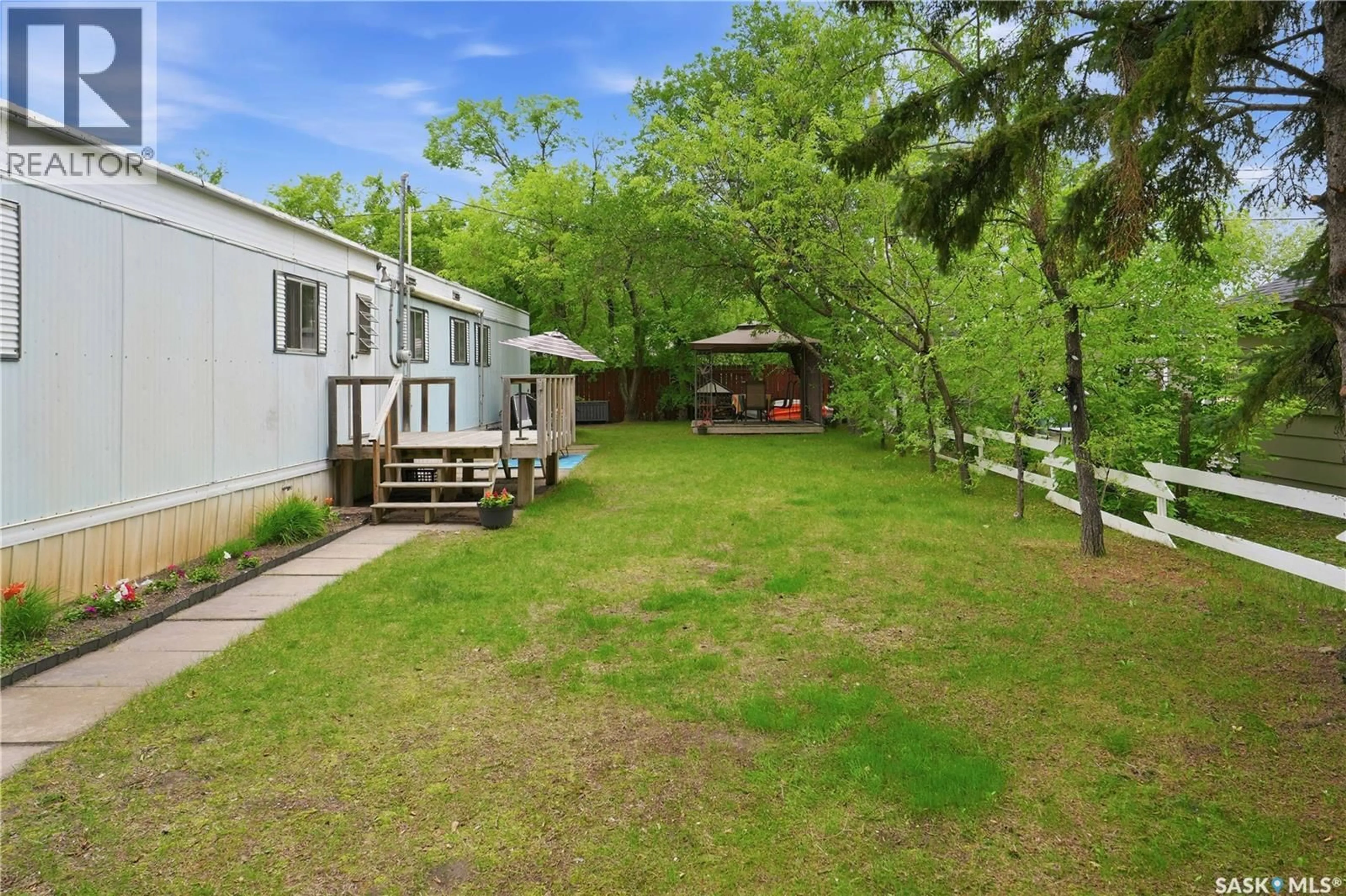 Patio, unknown for 771 JOSEPH CRESCENT, Cochin Saskatchewan S0M1L0