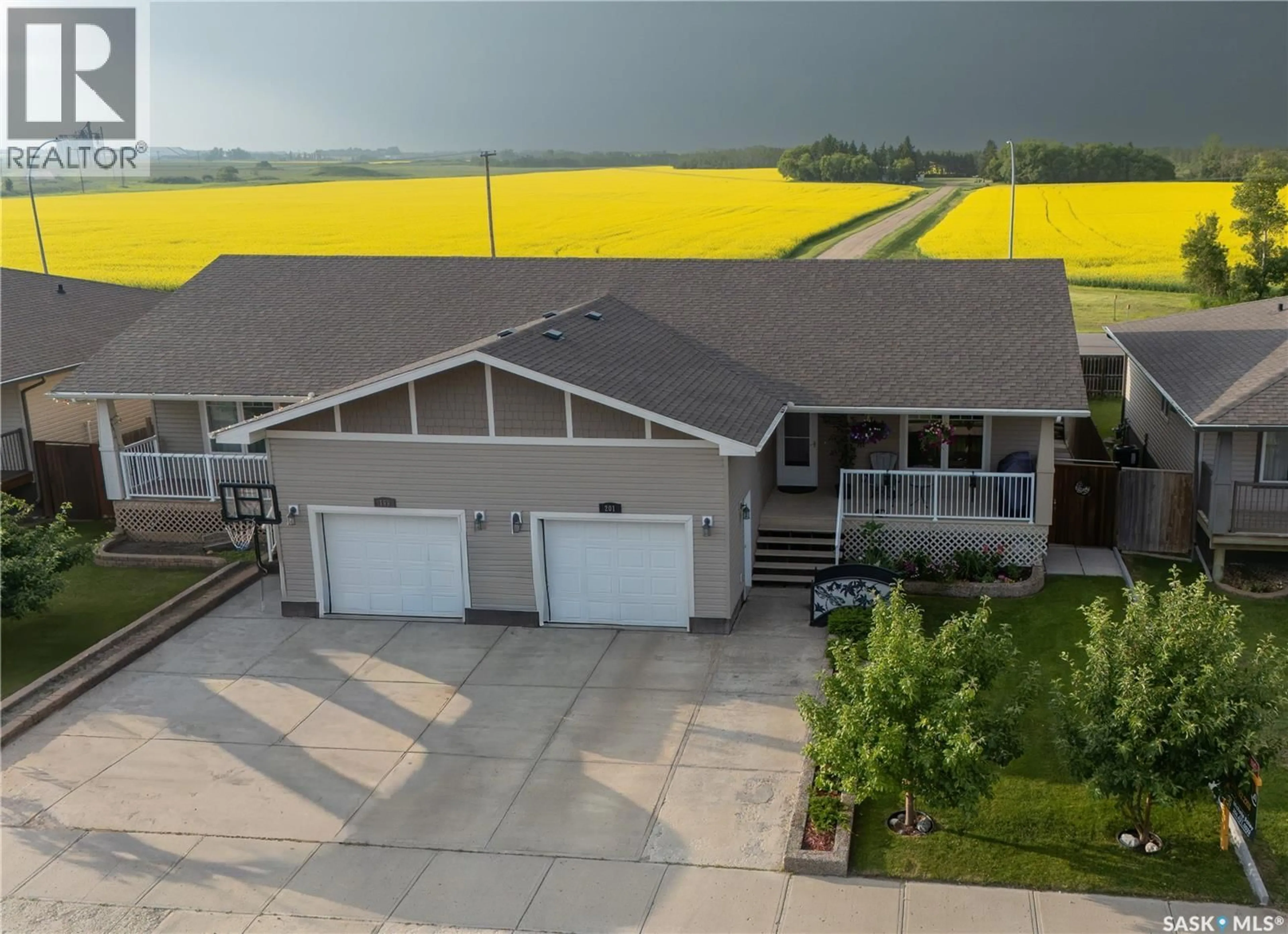 A pic from outside/outdoor area/front of a property/back of a property/a pic from drone, unknown for 201 GOOD SPIRIT CRESCENT, Yorkton Saskatchewan S3N3J8