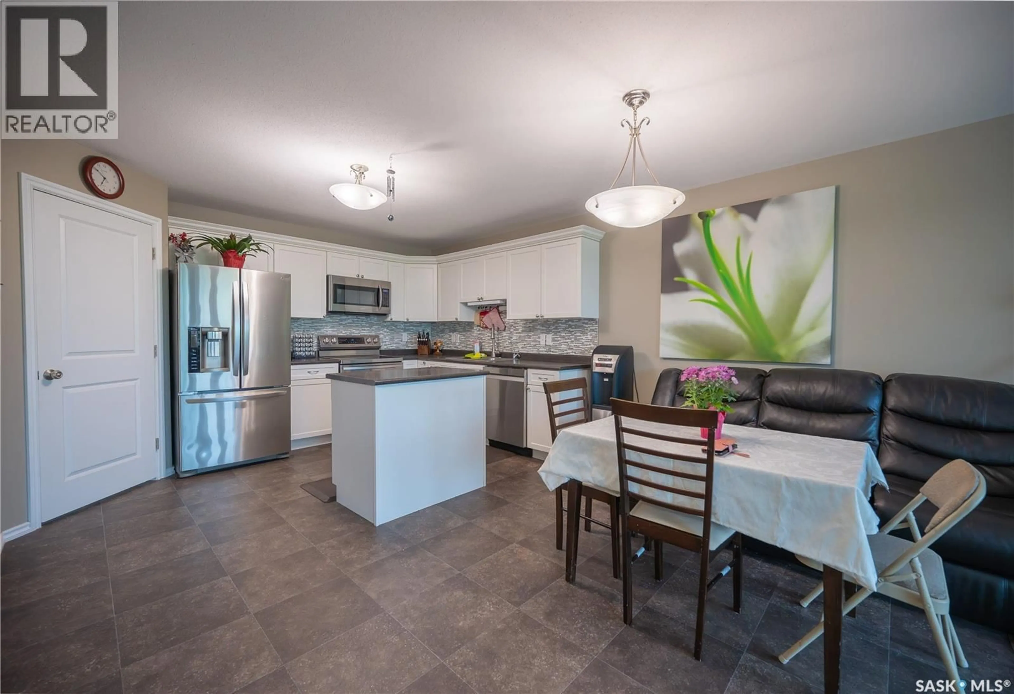 Open concept kitchen, ceramic/tile floor for 201 GOOD SPIRIT CRESCENT, Yorkton Saskatchewan S3N3J8