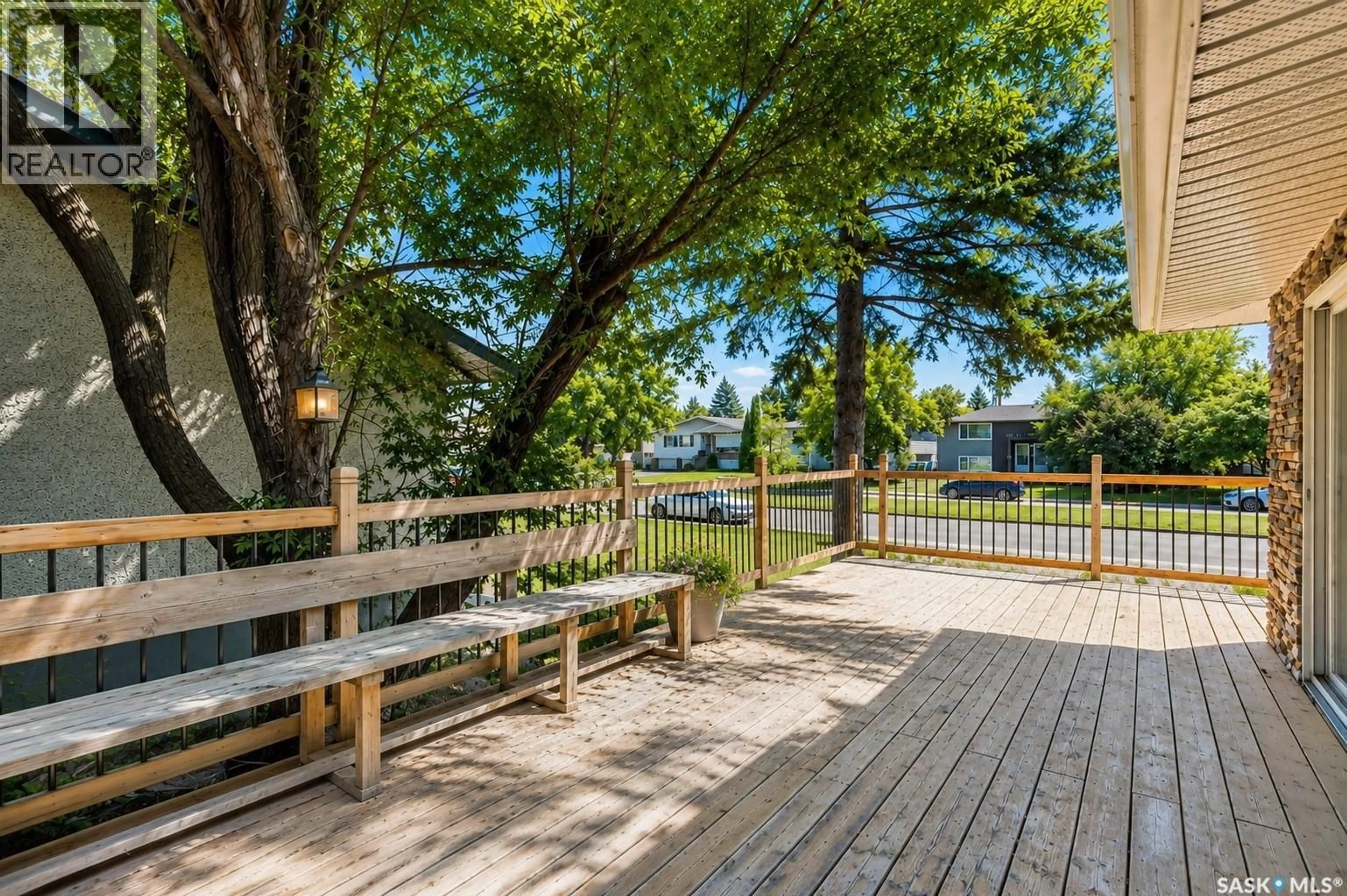 Patio, water/lake/river/ocean view for S - 1308 PRESTON AVENUE, Saskatoon Saskatchewan S7H2V4