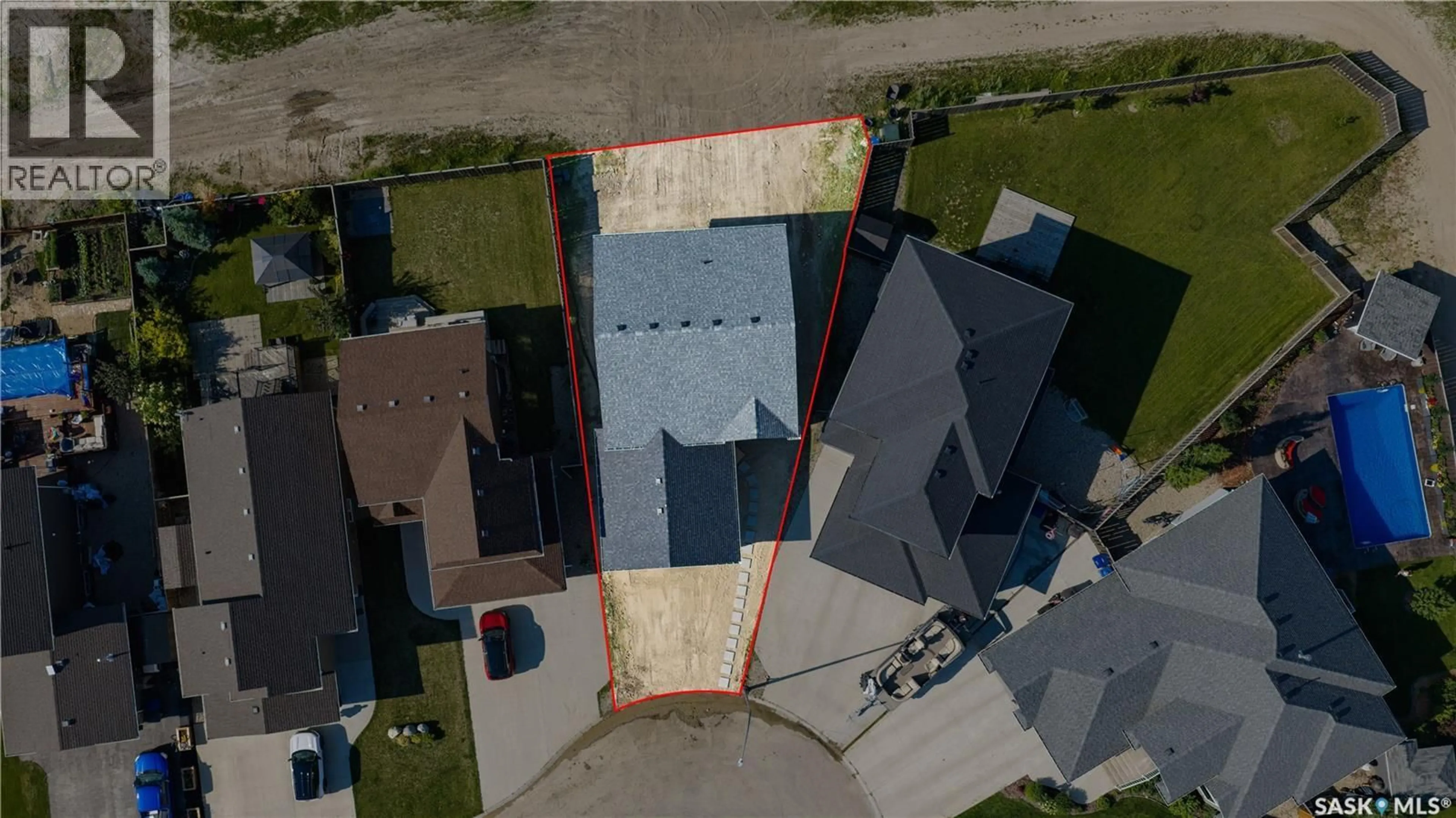 A pic from outside/outdoor area/front of a property/back of a property/a pic from drone, building for 11 ASPEN PLACE, Humboldt Saskatchewan S0K2A0