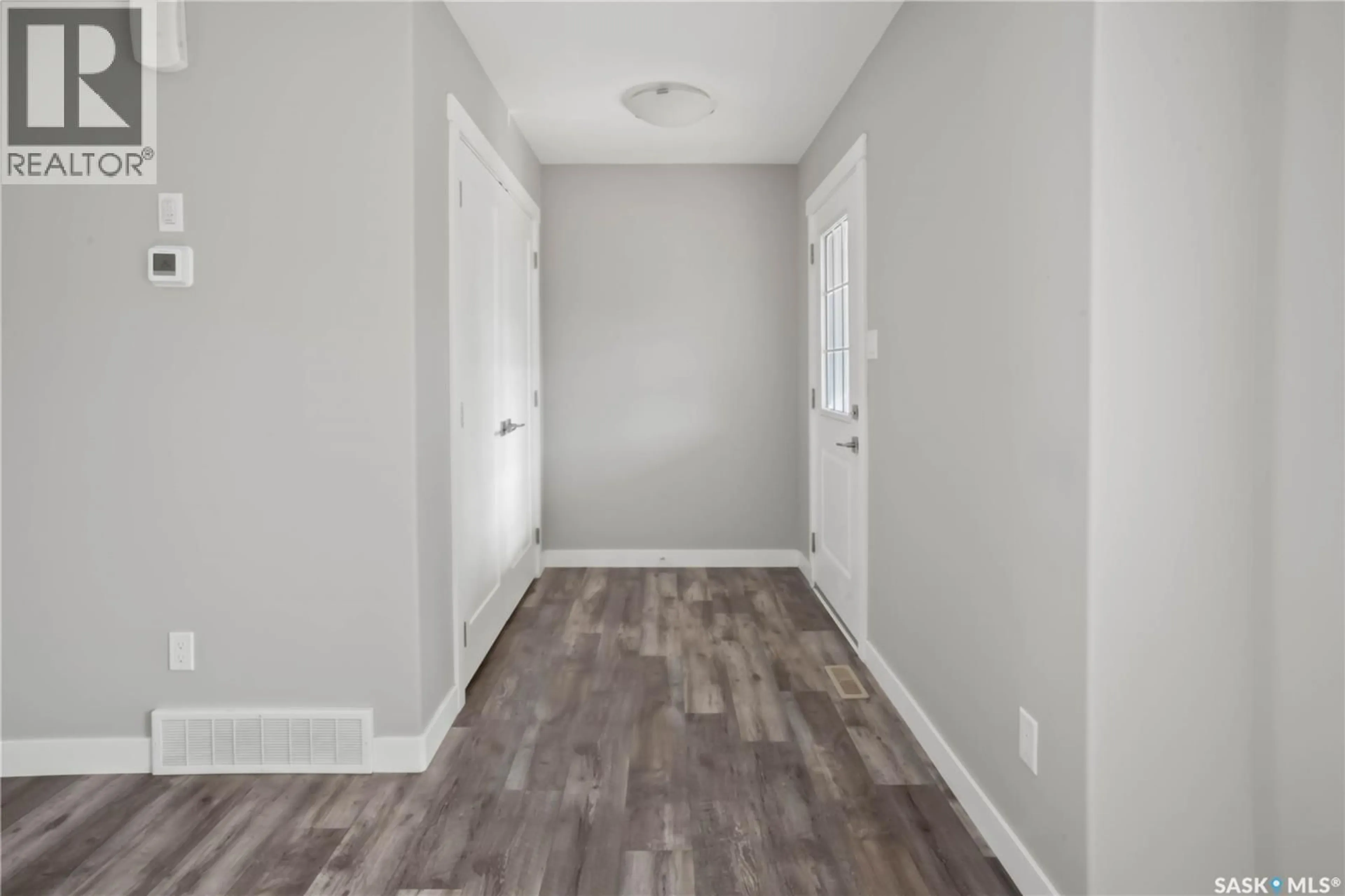 Indoor entryway for 3271 GREEN BROOK ROAD, Regina Saskatchewan S4V3R3