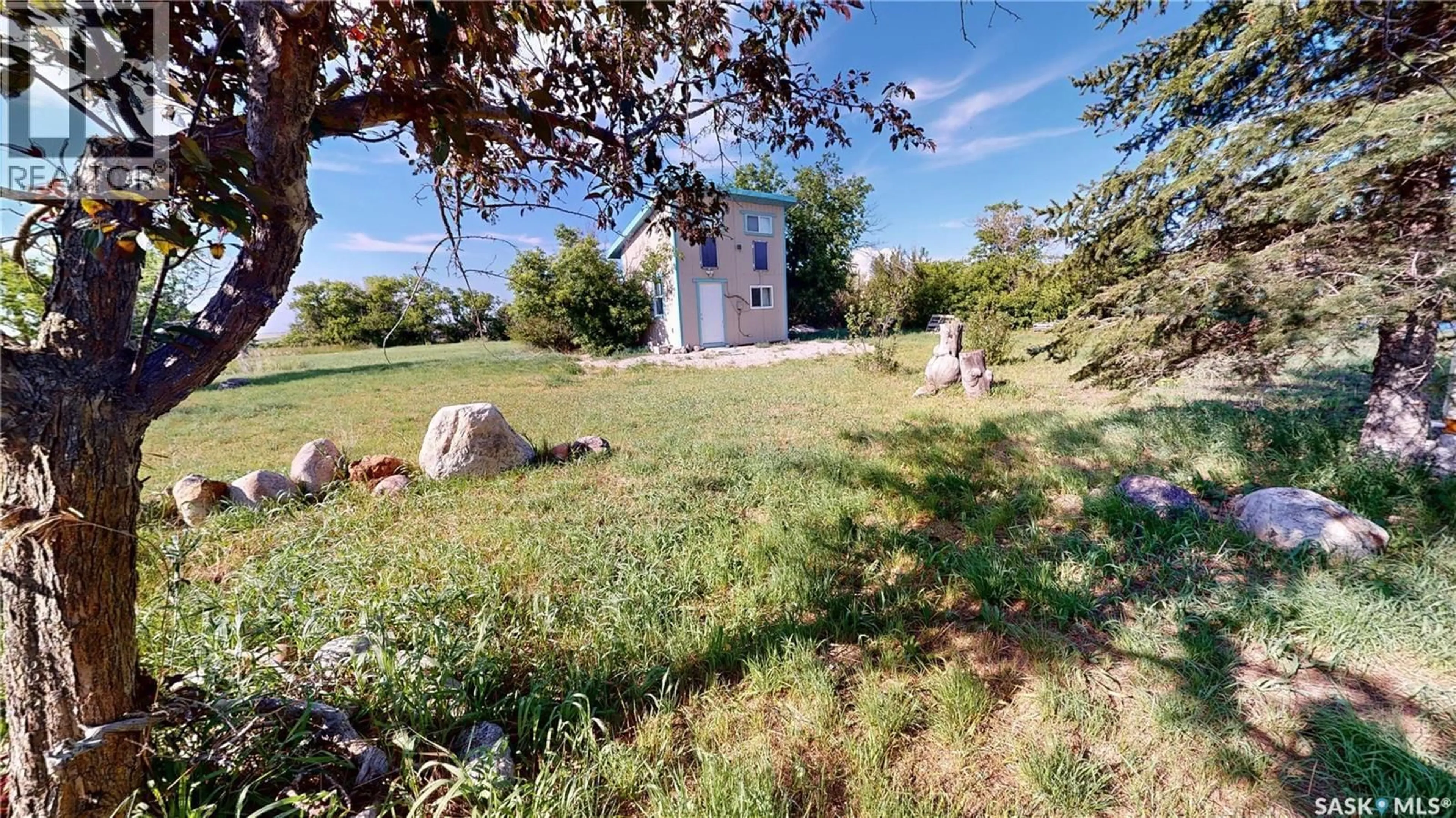 A pic from outside/outdoor area/front of a property/back of a property/a pic from drone, building for 140 ABBOT STREET, Piapot Saskatchewan S0N1Y0