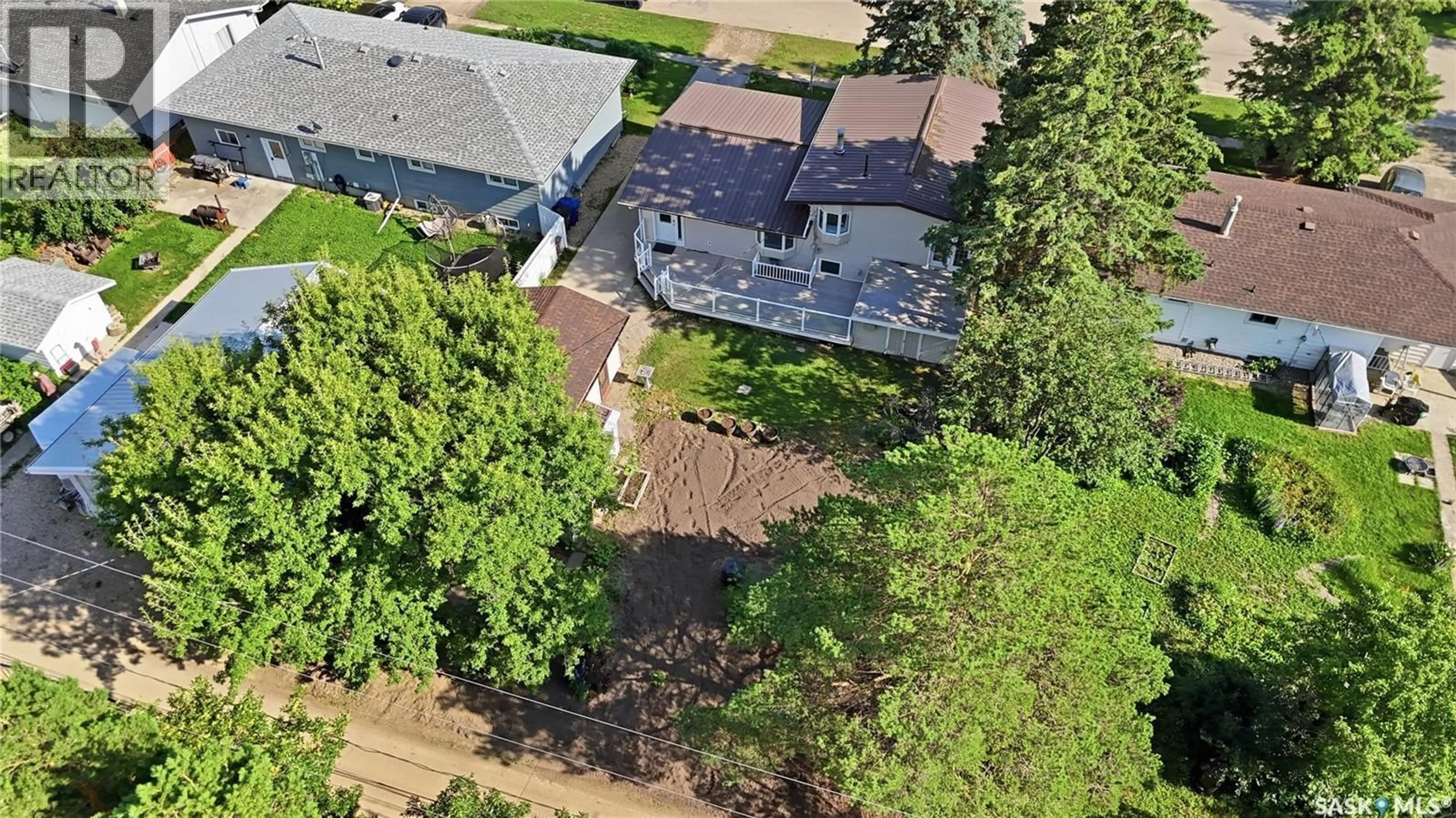 A pic from outside/outdoor area/front of a property/back of a property/a pic from drone, street for 314 GASTLE STREET, Strasbourg Saskatchewan S0G4V0