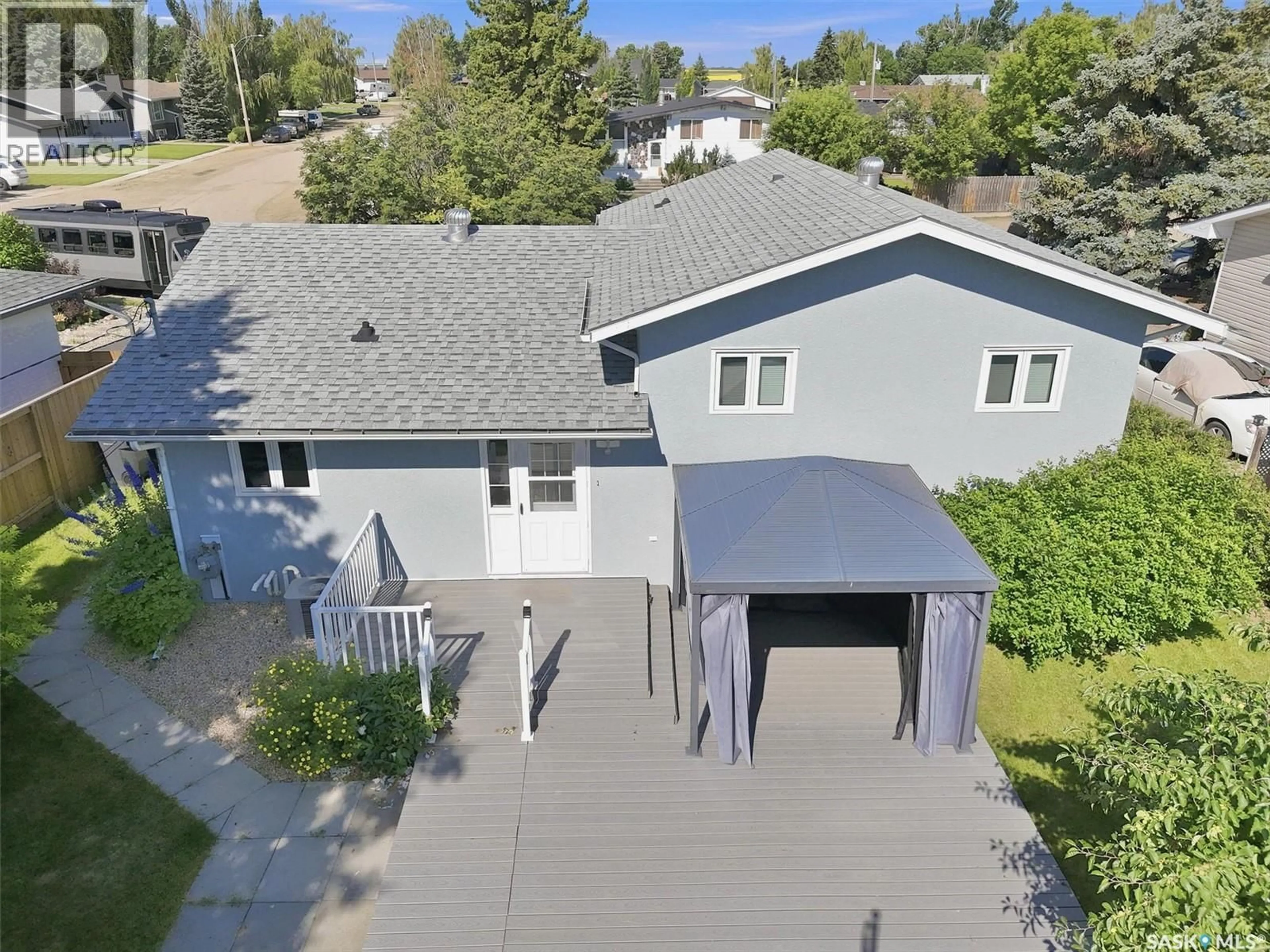 A pic from outside/outdoor area/front of a property/back of a property/a pic from drone, street for 144 SYLVITE CRESCENT, Allan Saskatchewan S0K0C0