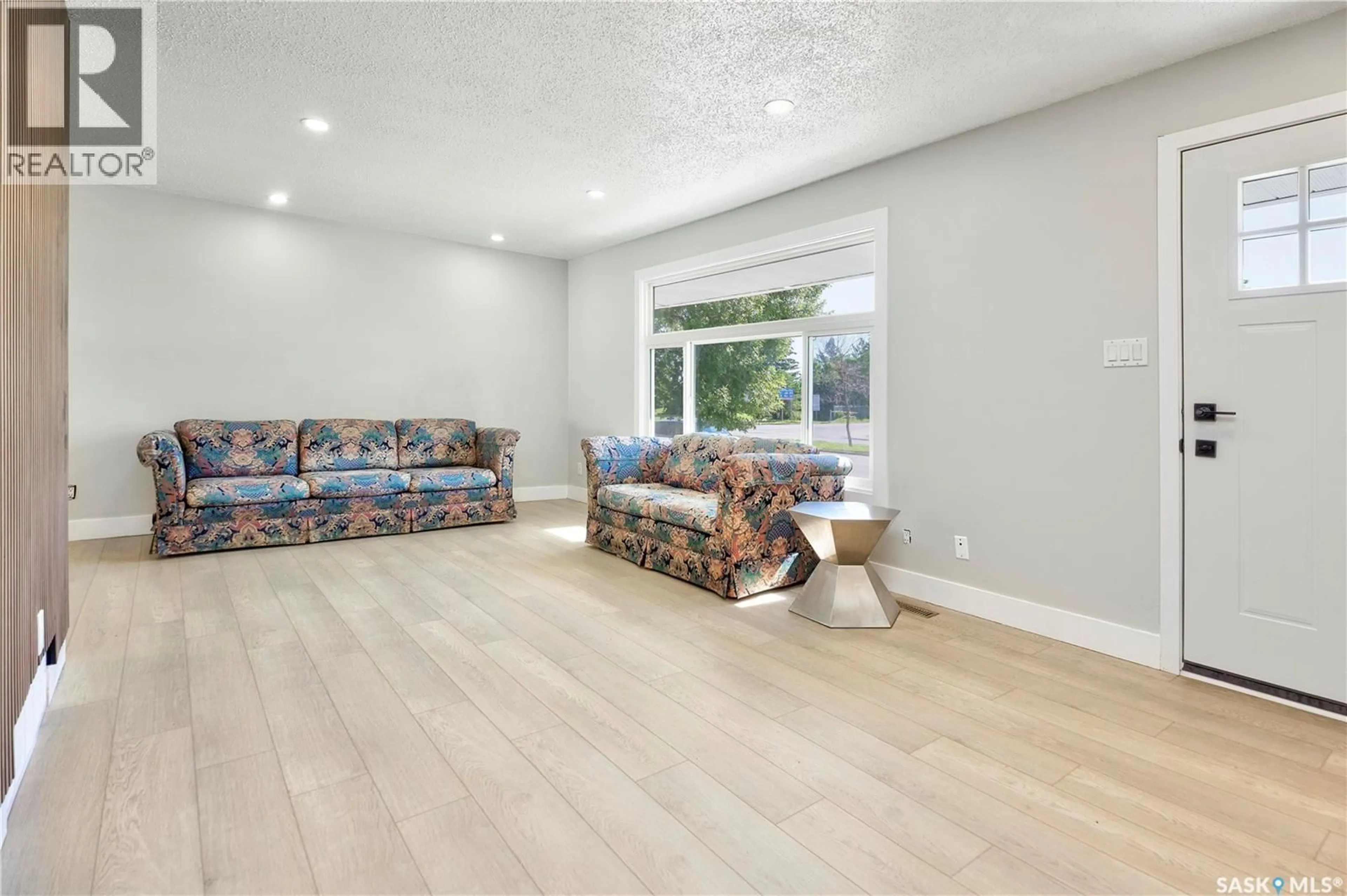 Living room with furniture, unknown for 1614 MCKERCHER DRIVE, Saskatoon Saskatchewan S7H5E1