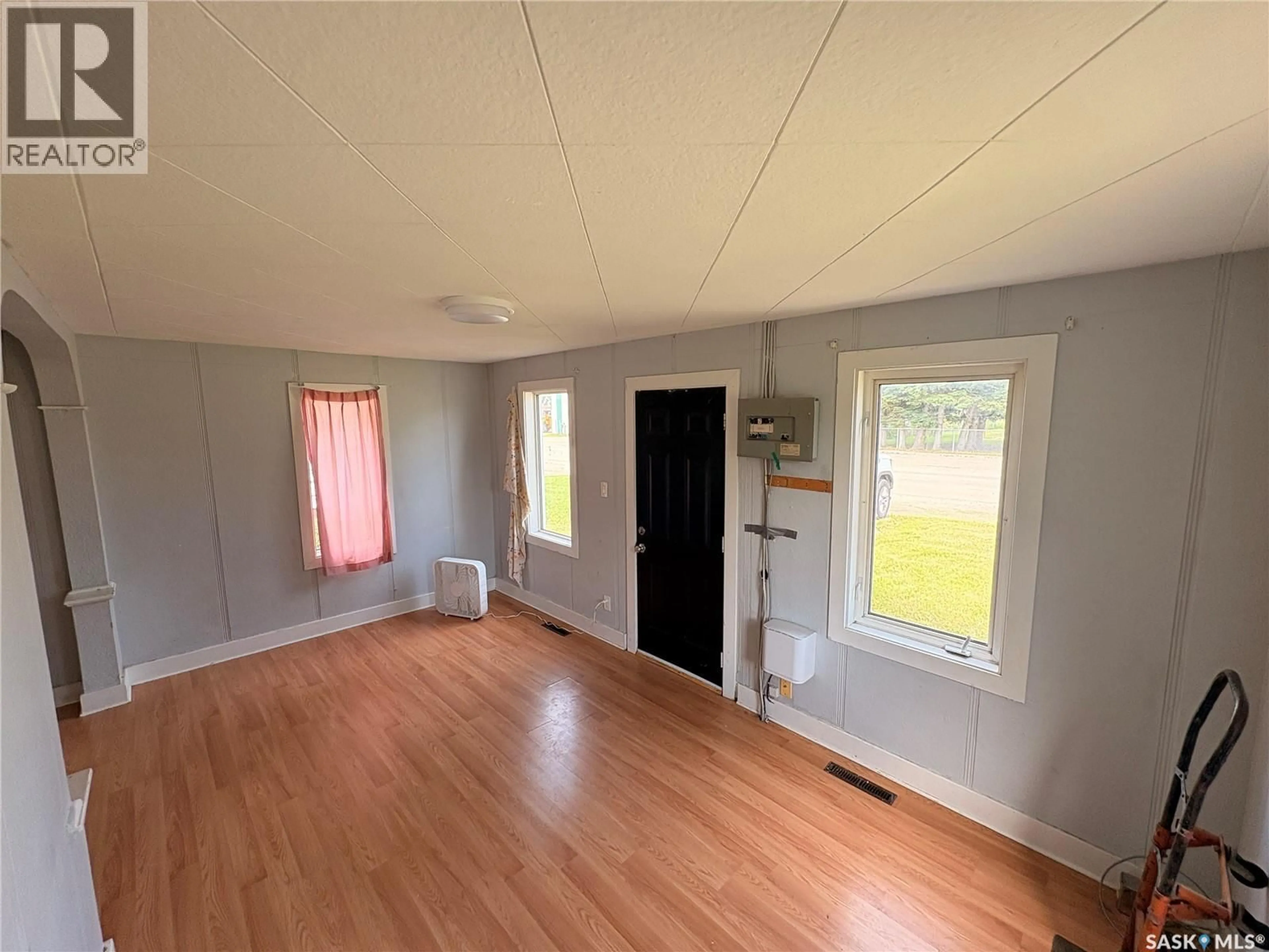 A pic of a room for 218 MAIN STREET, Norquay Saskatchewan S0A2V0