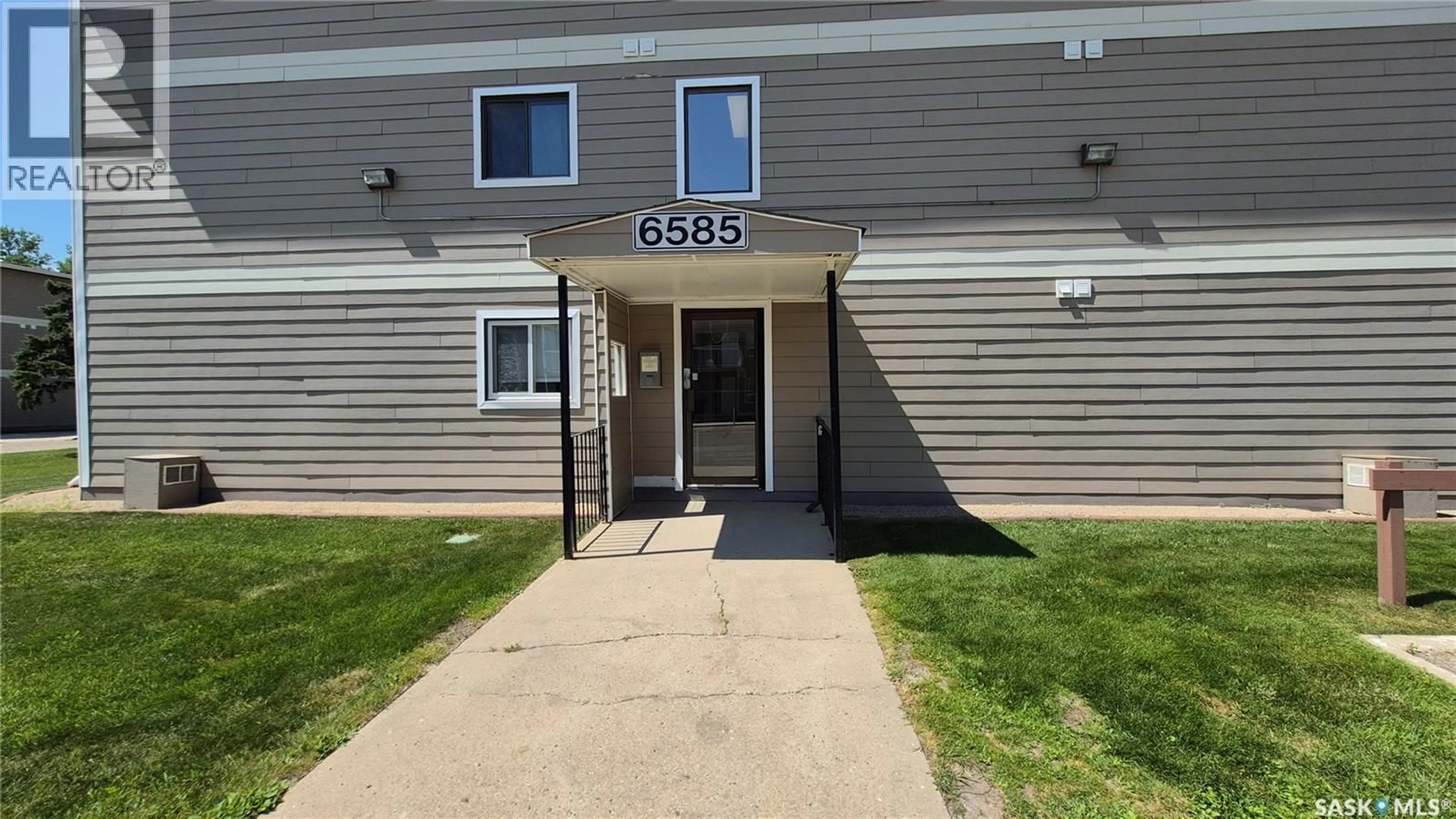 Unknown for 6585 - 9 ROCHDALE BOULEVARD, Regina Saskatchewan S4X2Z1
