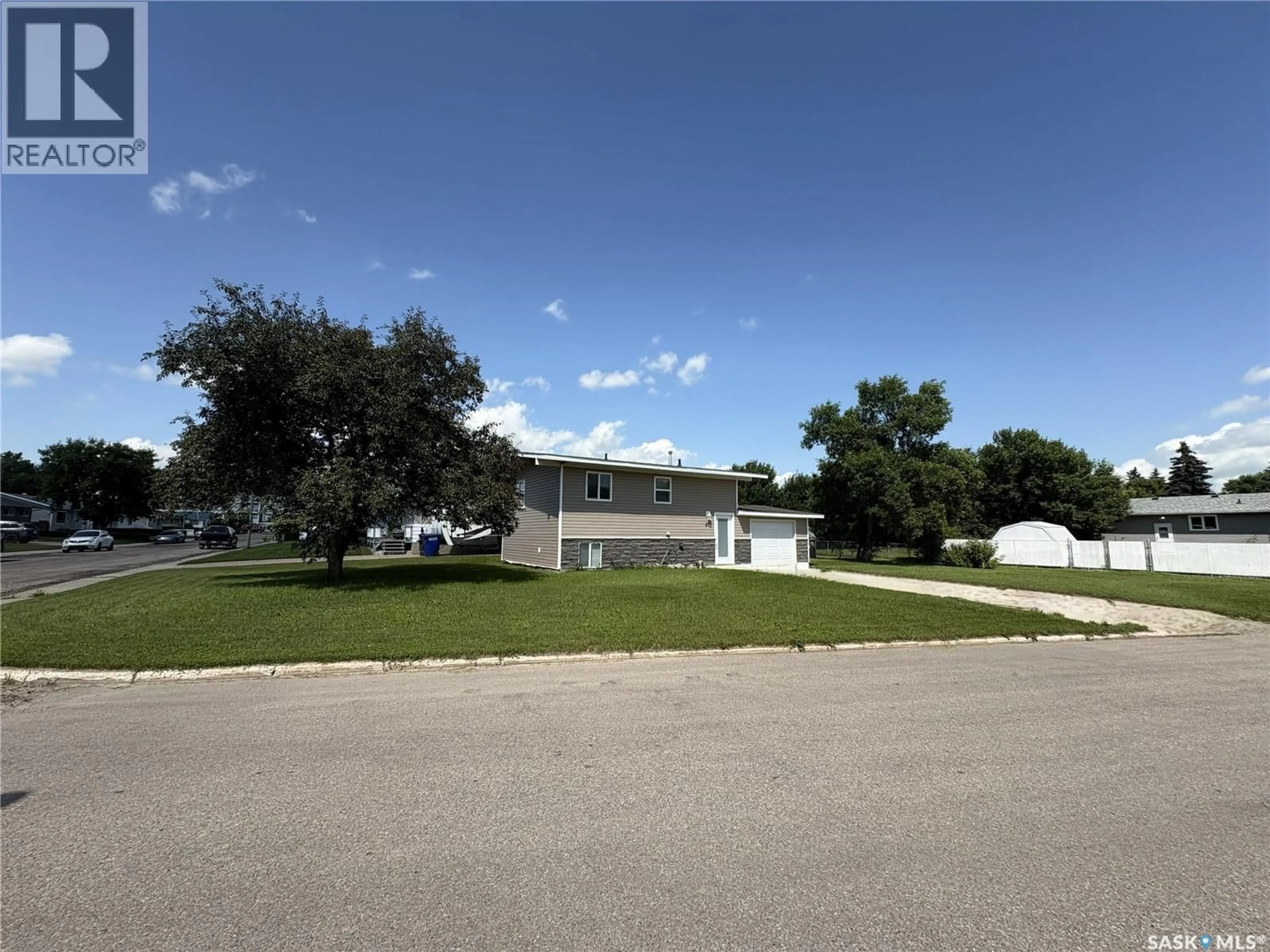 Unknown for 27 CALVERT CRESCENT, Lanigan Saskatchewan S0K2M0