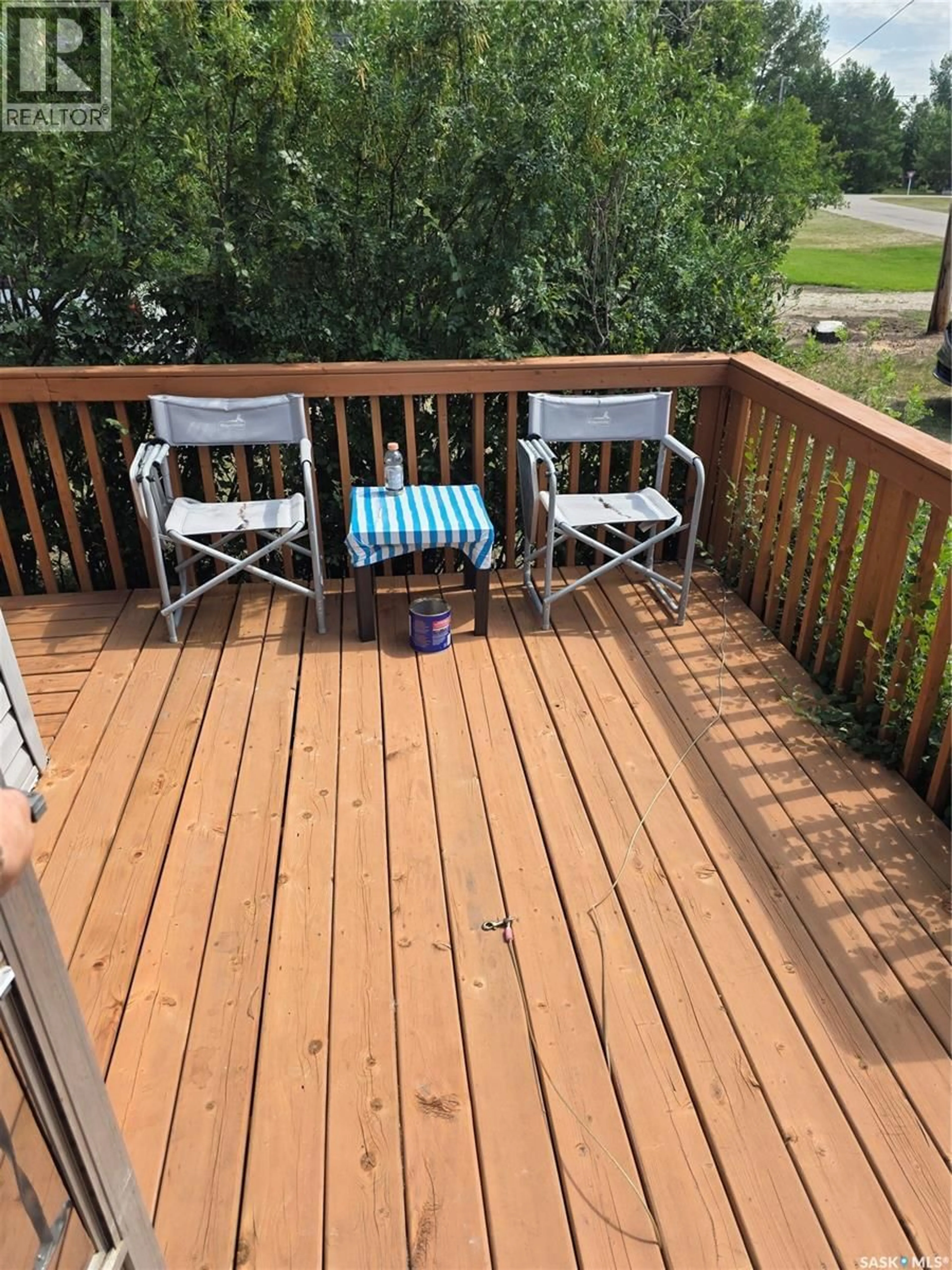 Patio, unknown for 460 MISTUSINNE CRESCENT, Mistusinne Saskatchewan S0H1J0