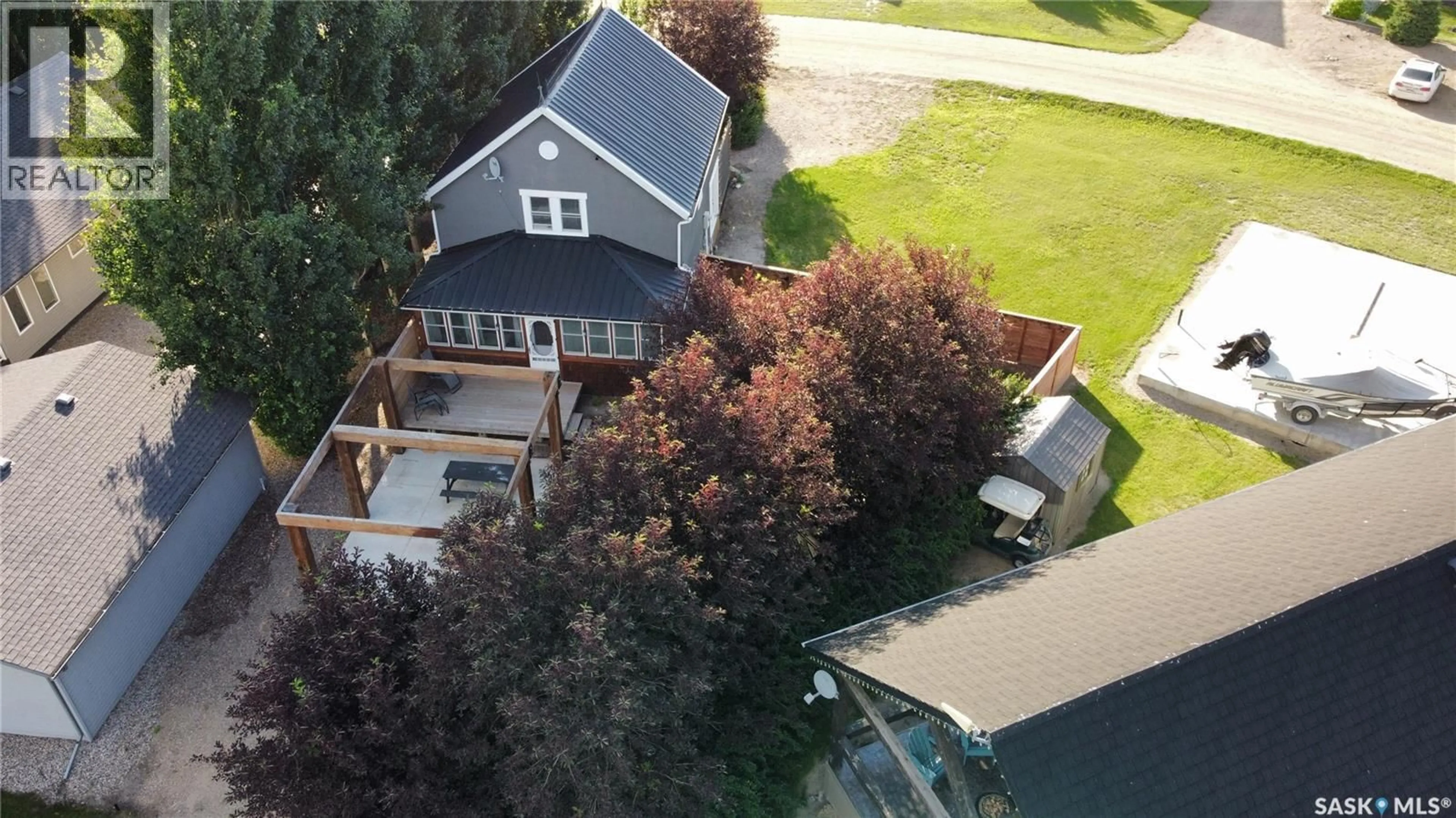 A pic from outside/outdoor area/front of a property/back of a property/a pic from drone, city buildings view from balcony for 522 VIVIAN BAY, Lake Diefenbaker Saskatchewan S0L0G0