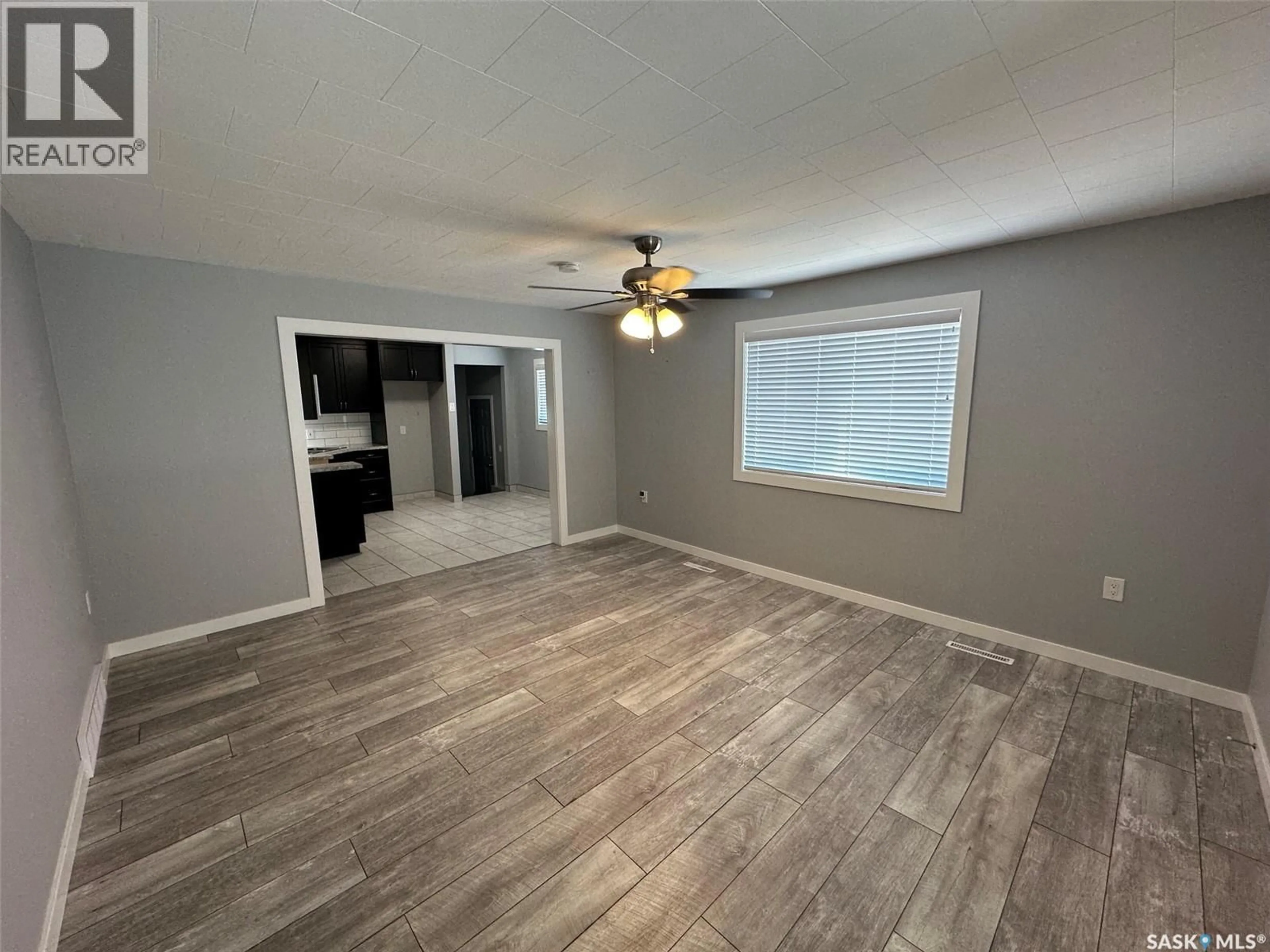 A pic of a room for 142 2ND AVENUE, Central Butte Saskatchewan S0H0T0