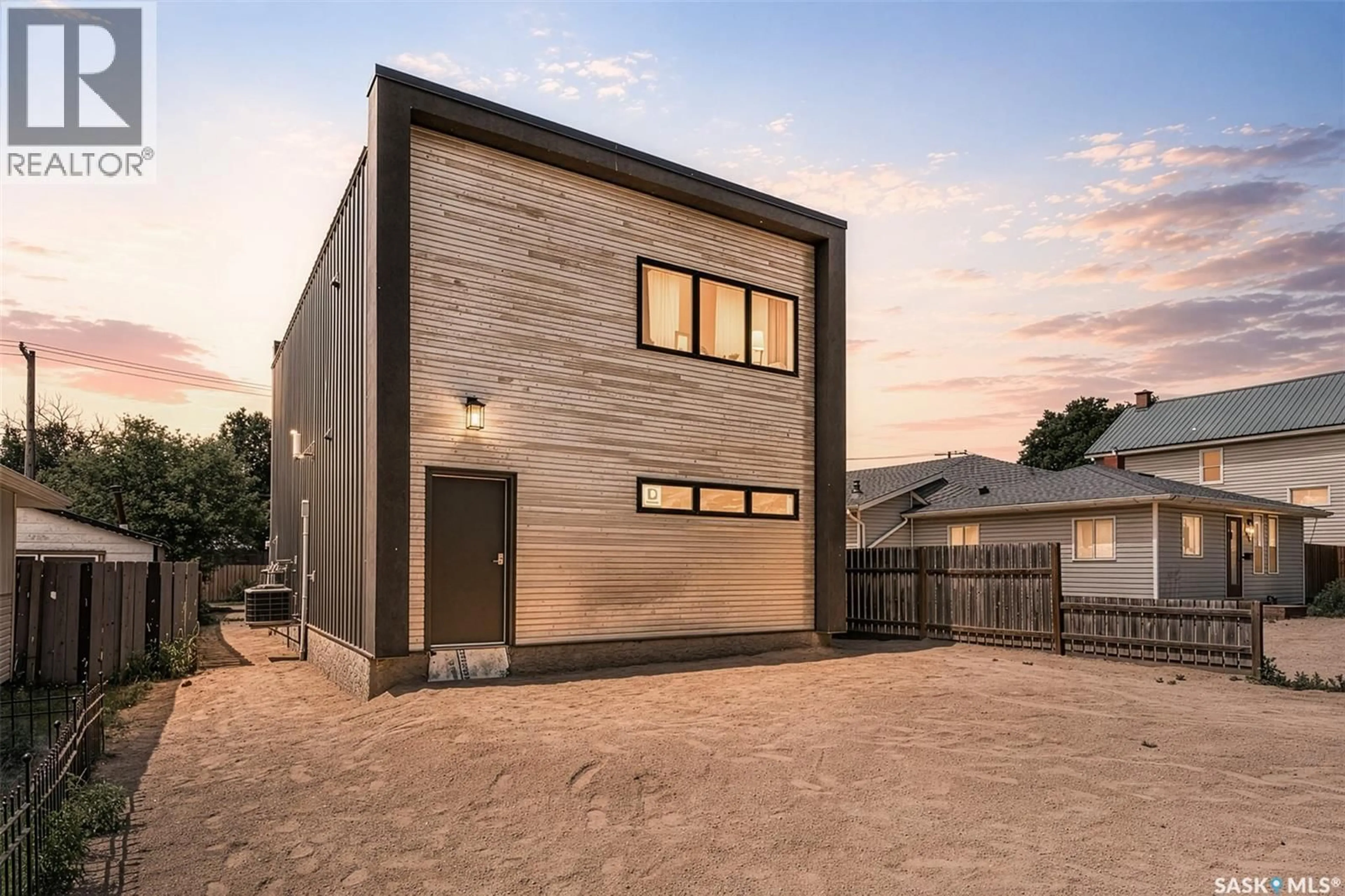 Home with brick exterior material, street for 424 9TH AVENUE, Moose Jaw Saskatchewan S6H4H5