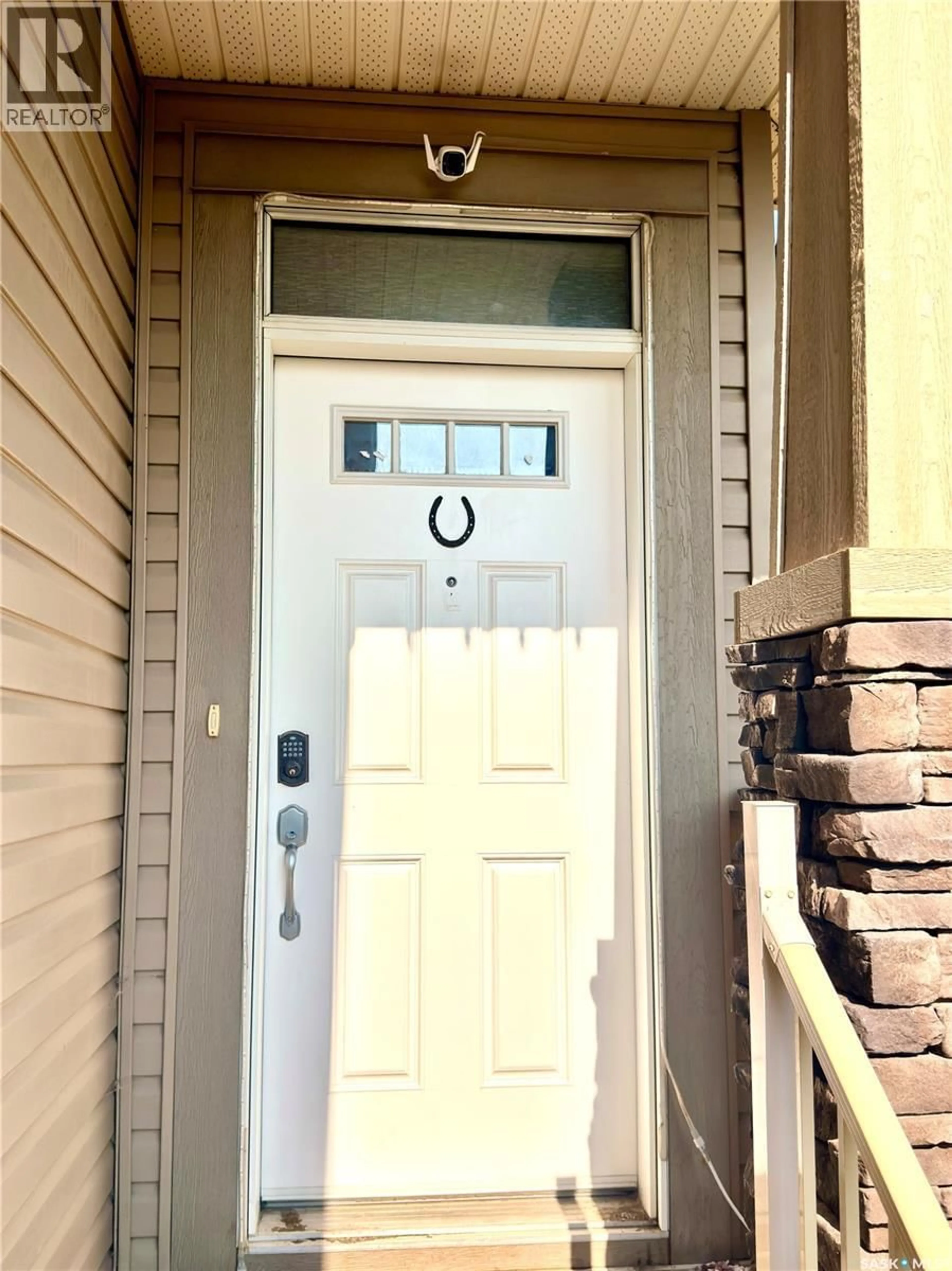 Indoor entryway for 539 SECORD MANOR, Saskatoon Saskatchewan S7V0M1