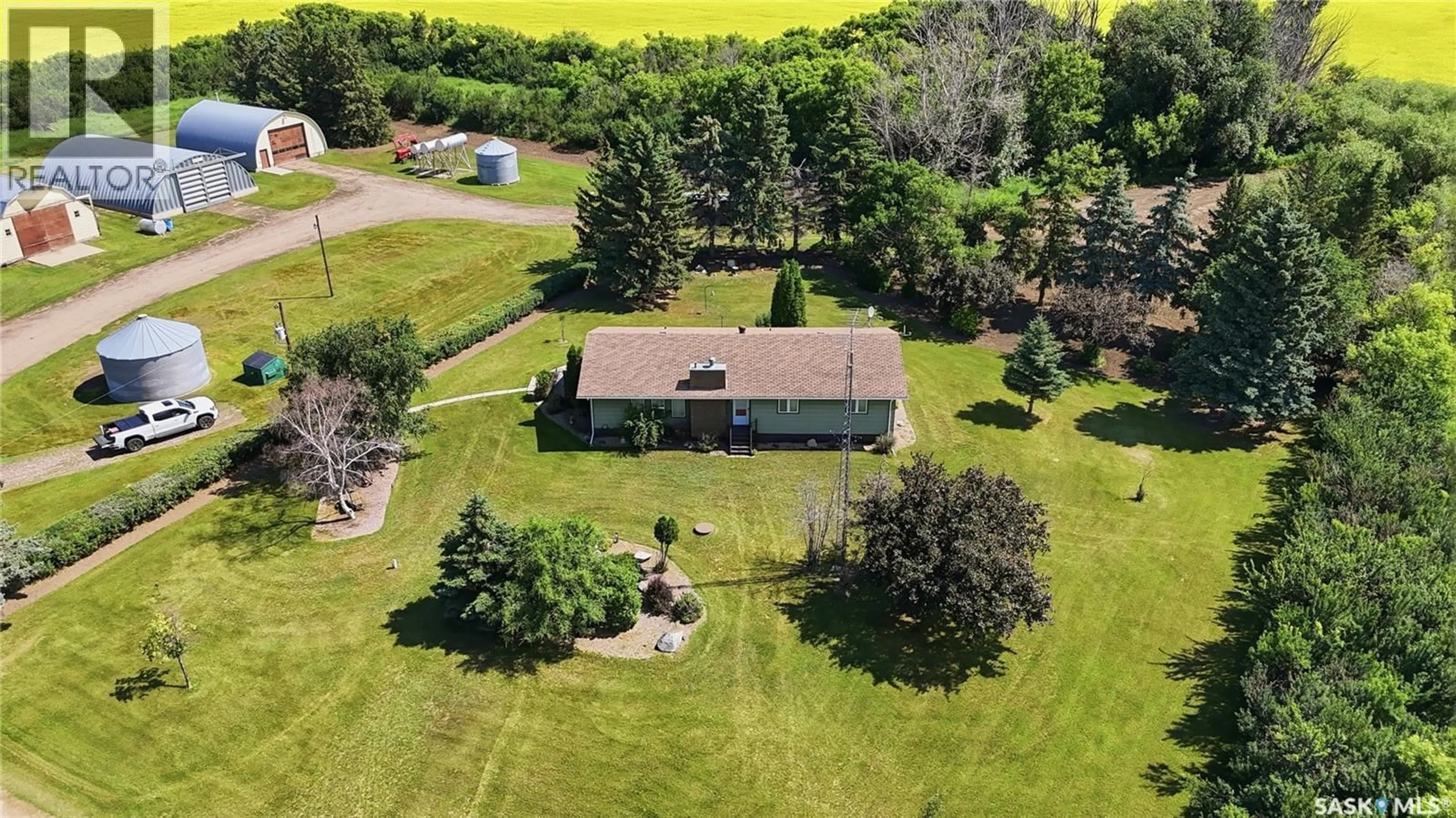 A pic from outside/outdoor area/front of a property/back of a property/a pic from drone, unknown for DONAHUE ACREAGE, Perdue Rm No. 346 Saskatchewan S0K3C0