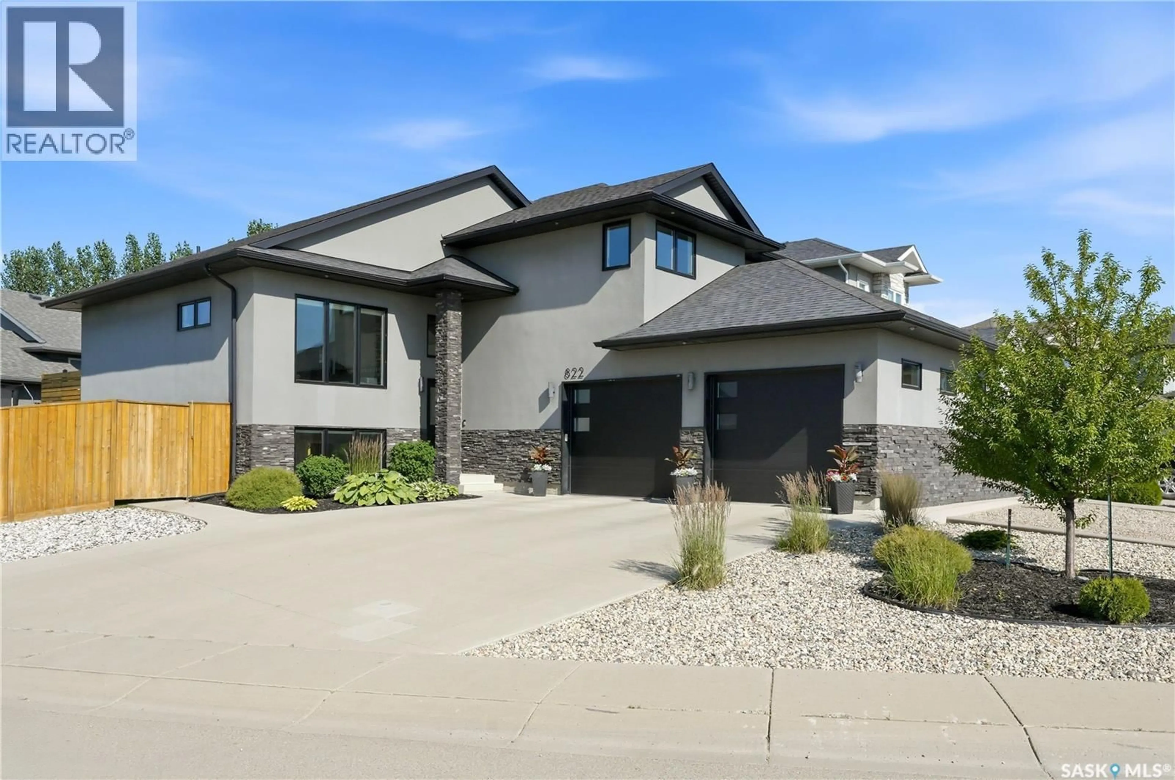 Home with vinyl exterior material, street for 822 WERSCHNER COURT, Saskatoon Saskatchewan S7V0A7