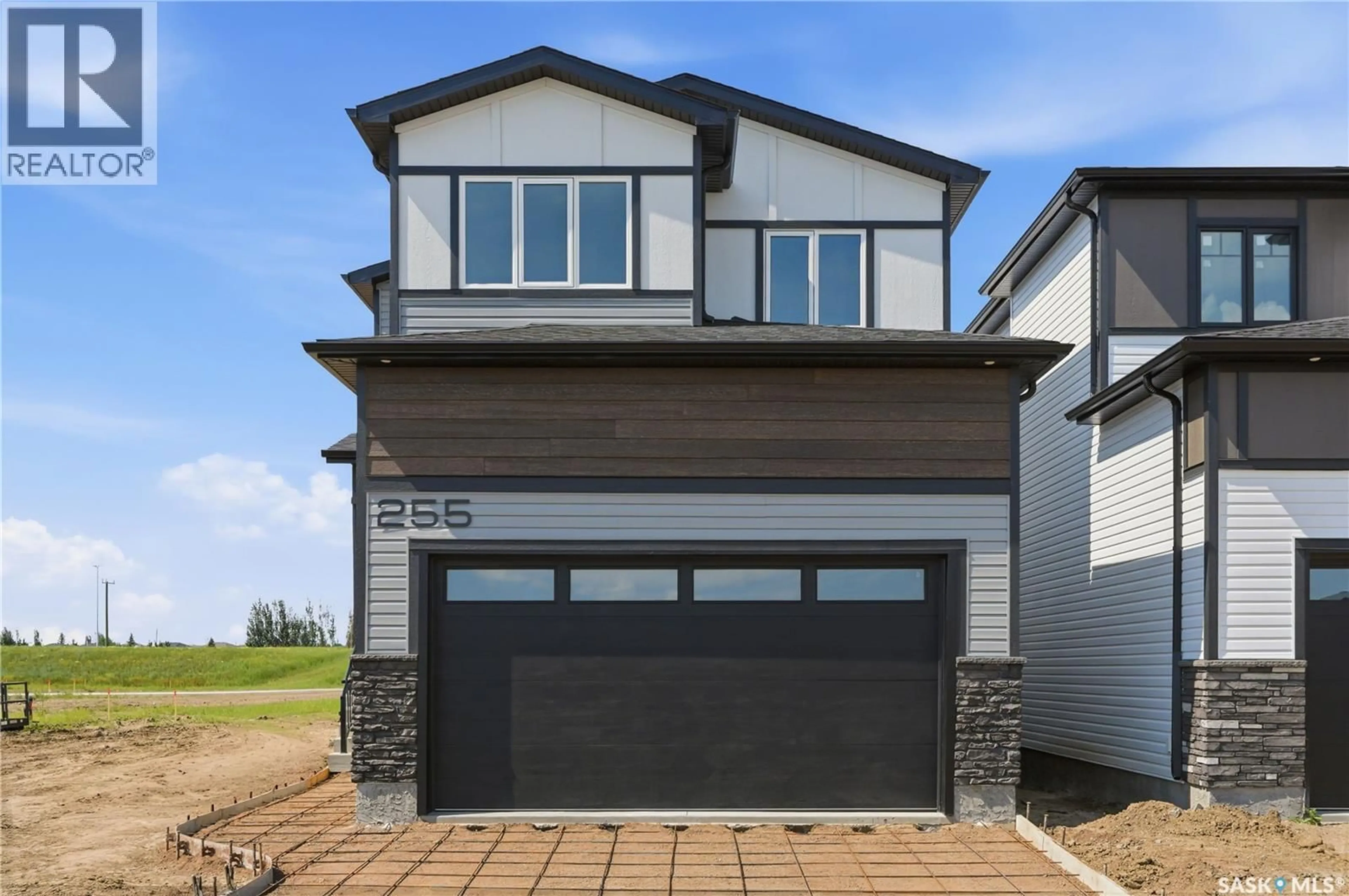 Unknown for 255 DORAN WAY, Saskatoon Saskatchewan S7V1Z3