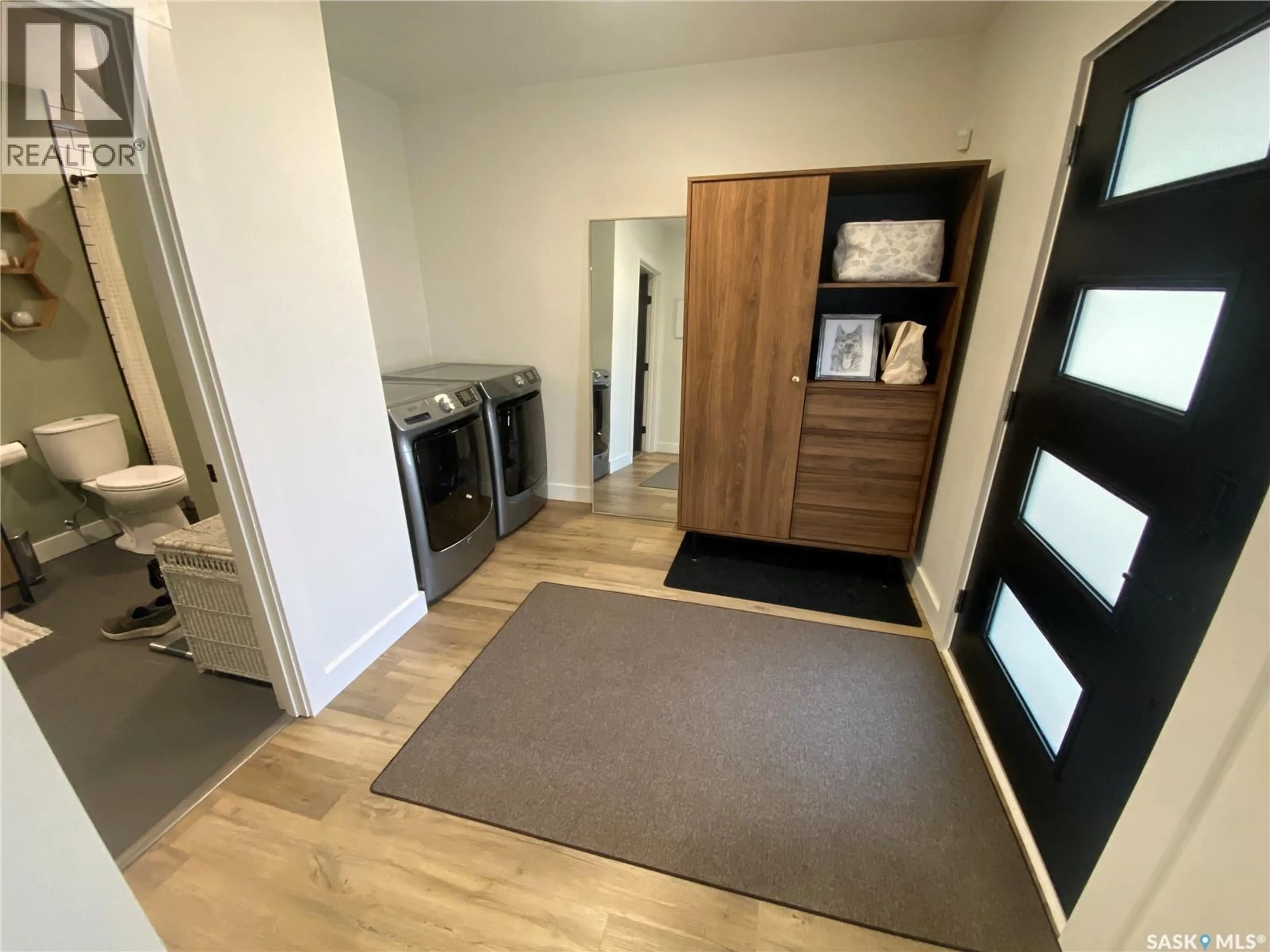 Indoor entryway for 407 CAPALANO DRIVE, Good Spirit Lake Saskatchewan S0A0L1
