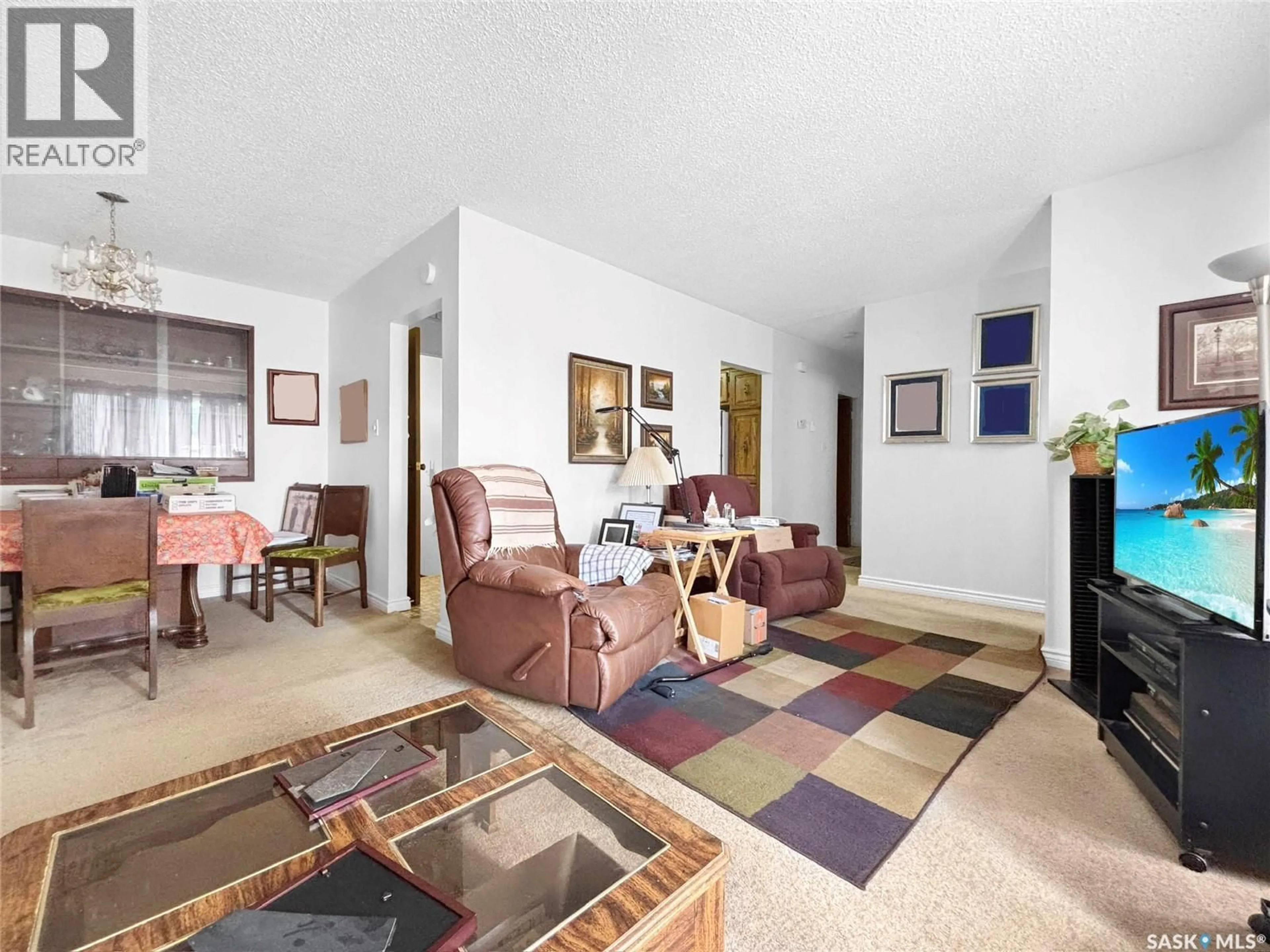 Living room with furniture, unknown for 2510 TOMLINSON CRESCENT, Saskatoon Saskatchewan S7L3N2