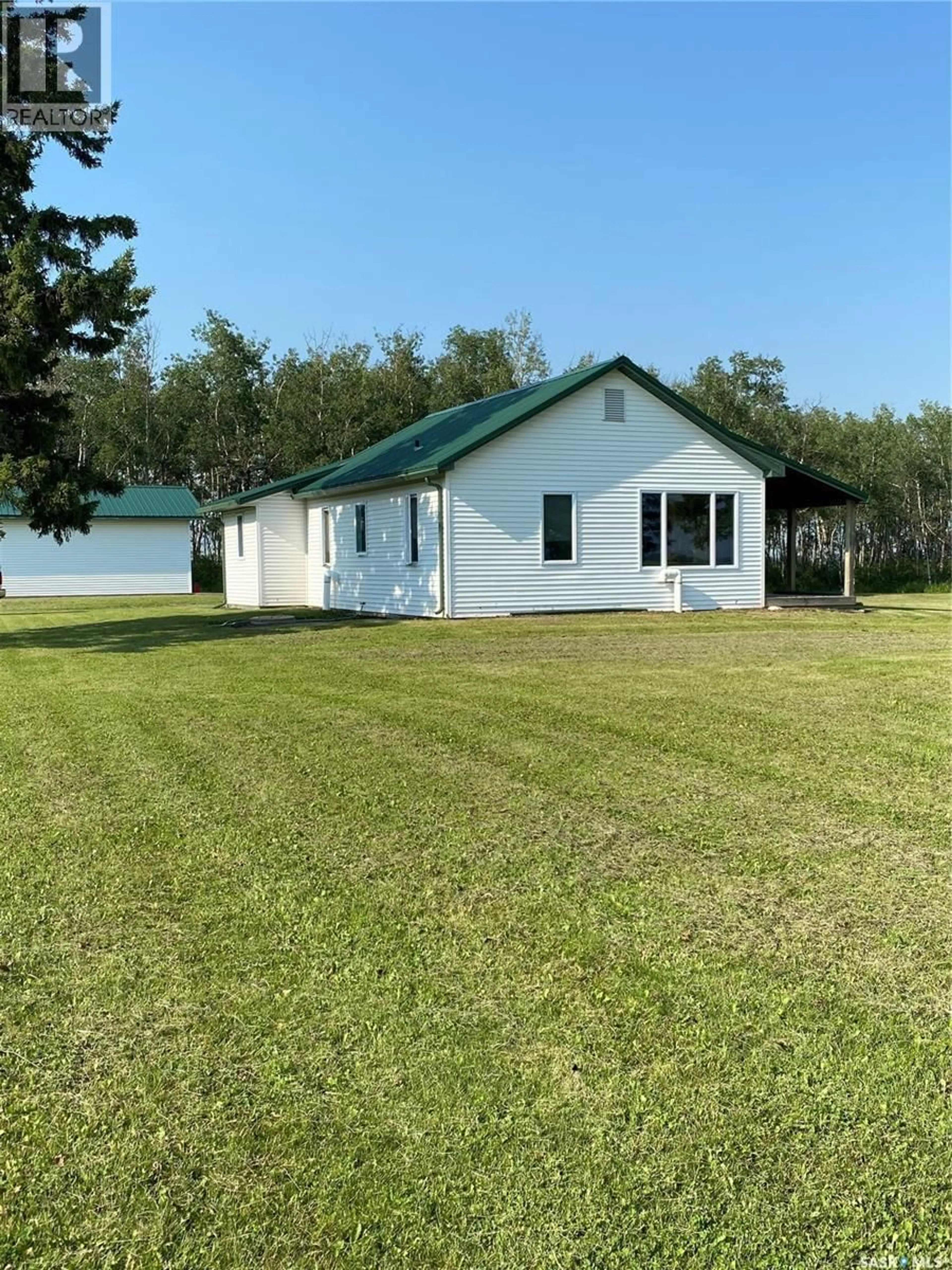 A pic from outside/outdoor area/front of a property/back of a property/a pic from drone, water/lake/river/ocean view for KELLY ACREAGE, Porcupine Rm No. 395 Saskatchewan S0E1H0