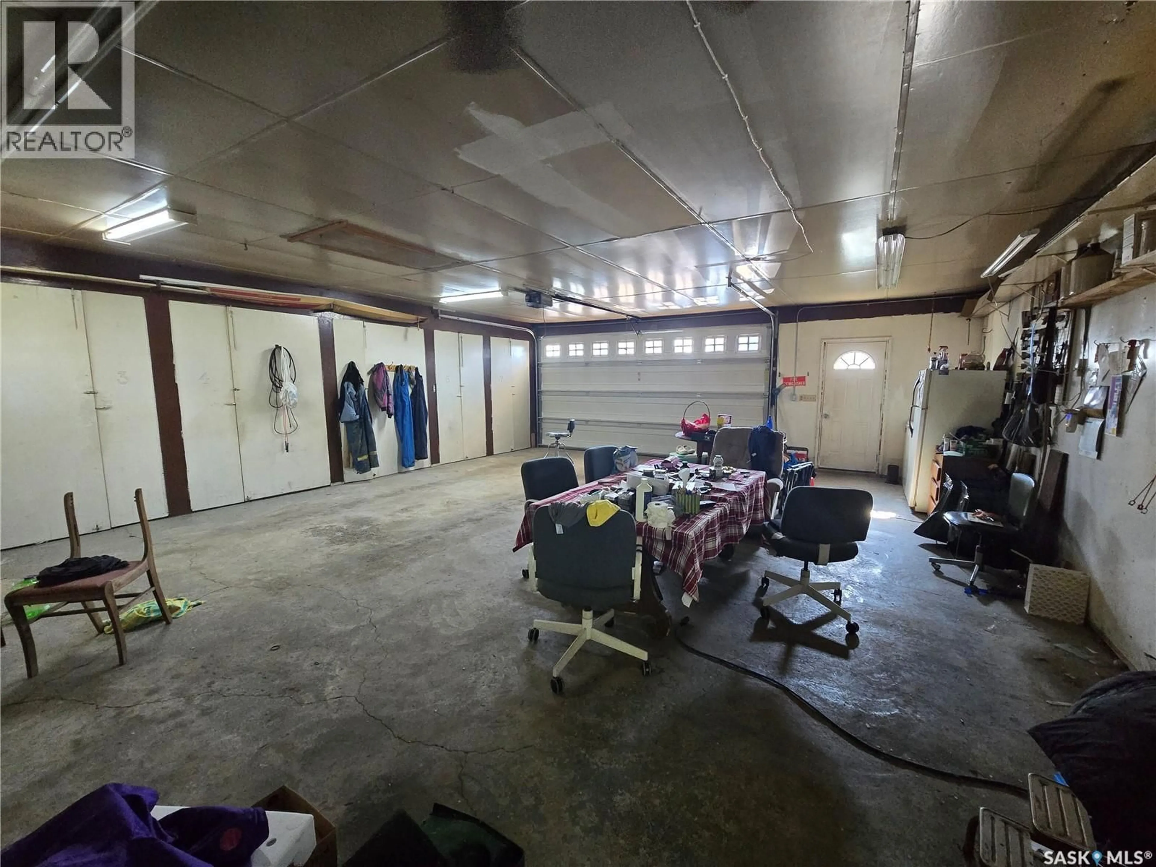 A pic of a room for 327 RUSSELL STREET, Stoughton Saskatchewan S0G4T0