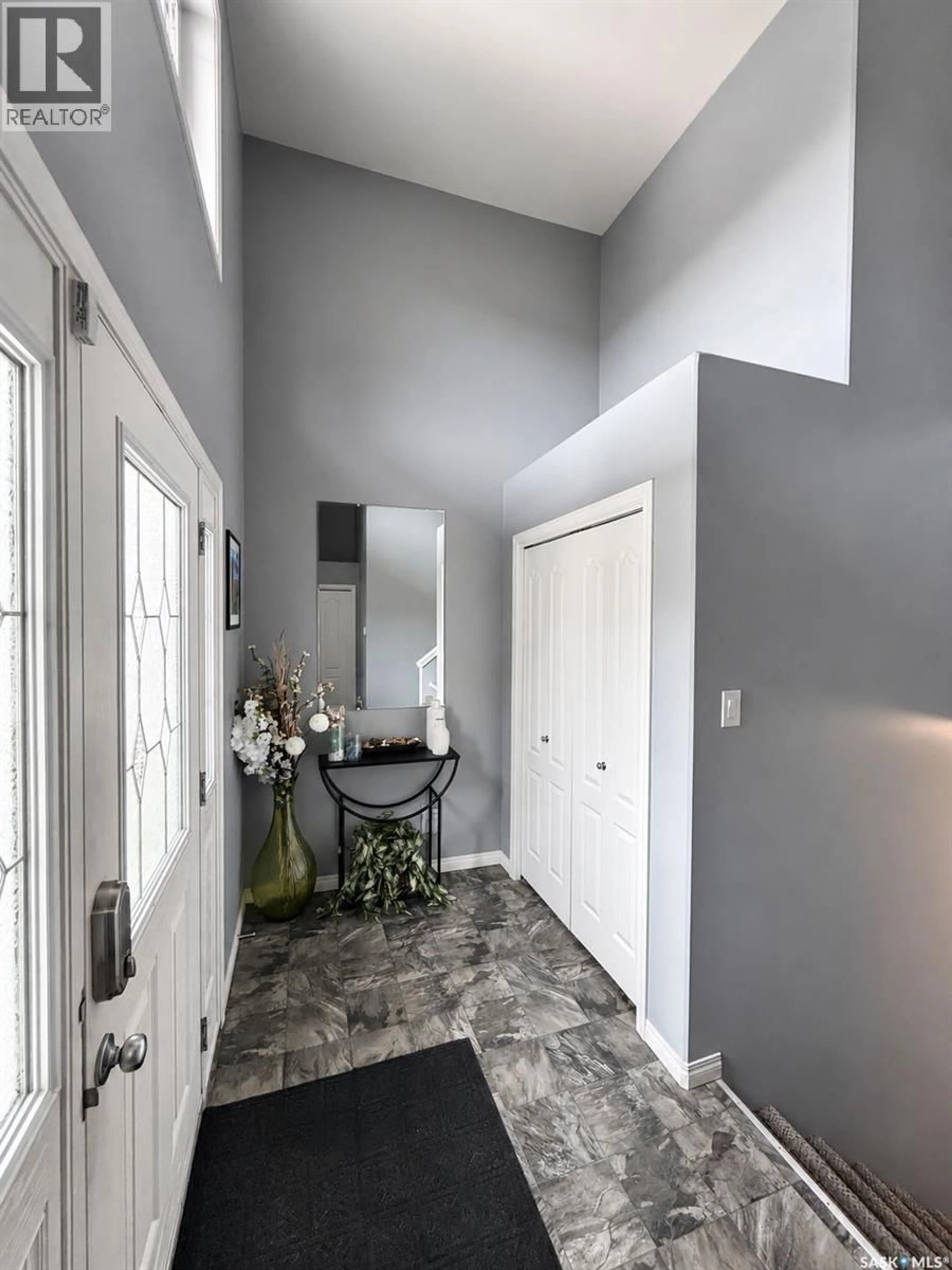 Indoor entryway for 6 GUY DRIVE, Prince Albert Saskatchewan S6X0A3