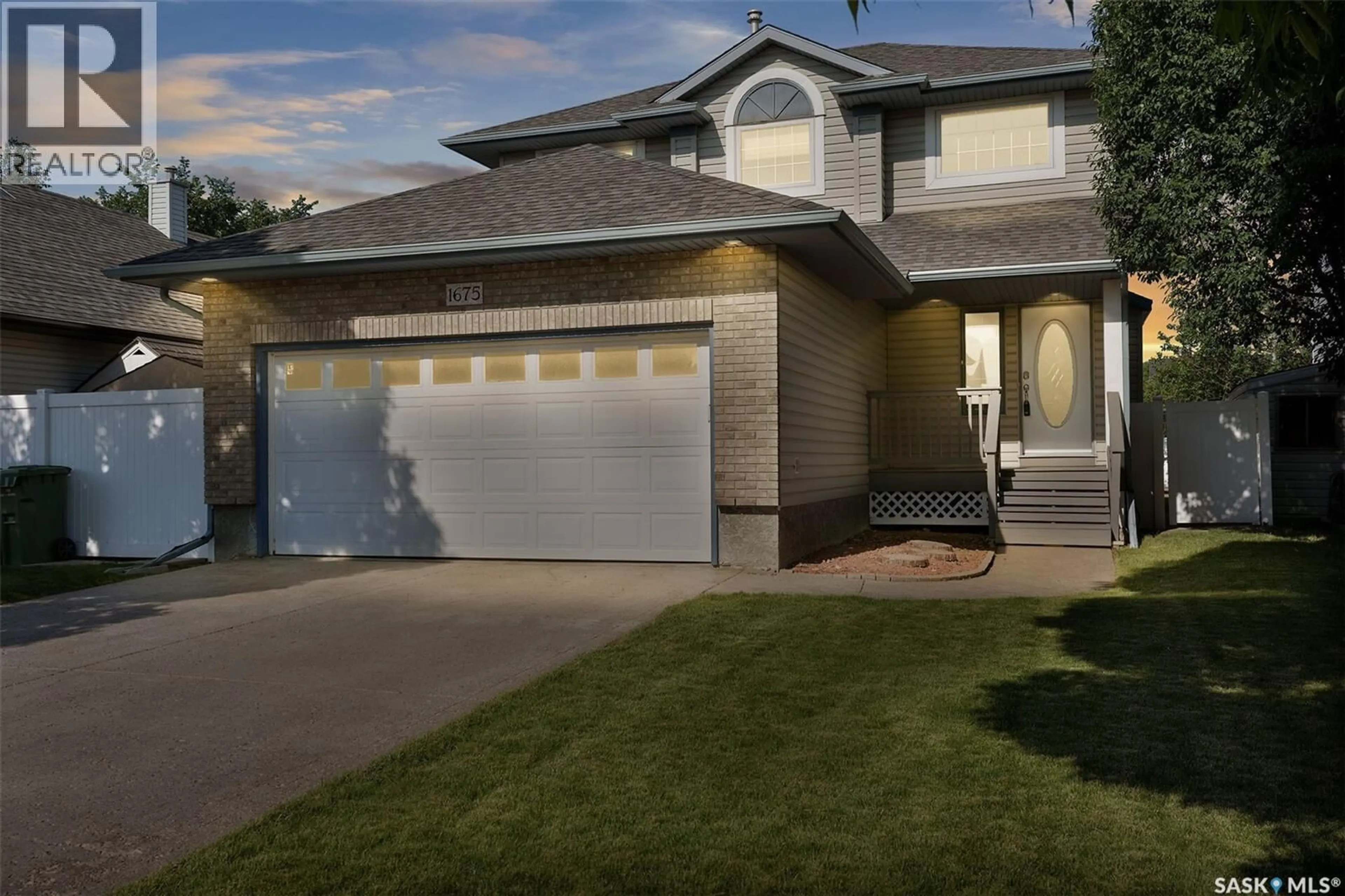 Home with vinyl exterior material, street for 1675 ROUSSEAU CRESCENT, Regina Saskatchewan S4X4L9