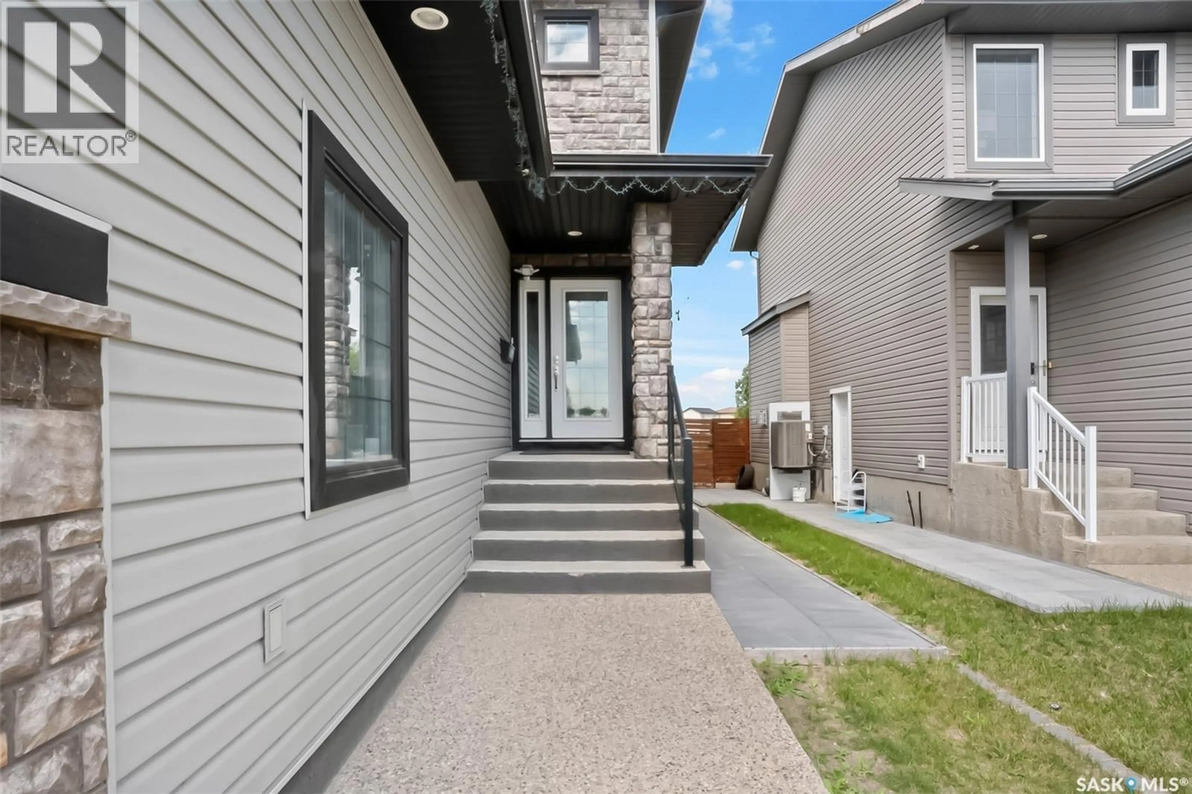 Unknown for 5022 PADWICK ROAD, Regina Saskatchewan S4W0C4