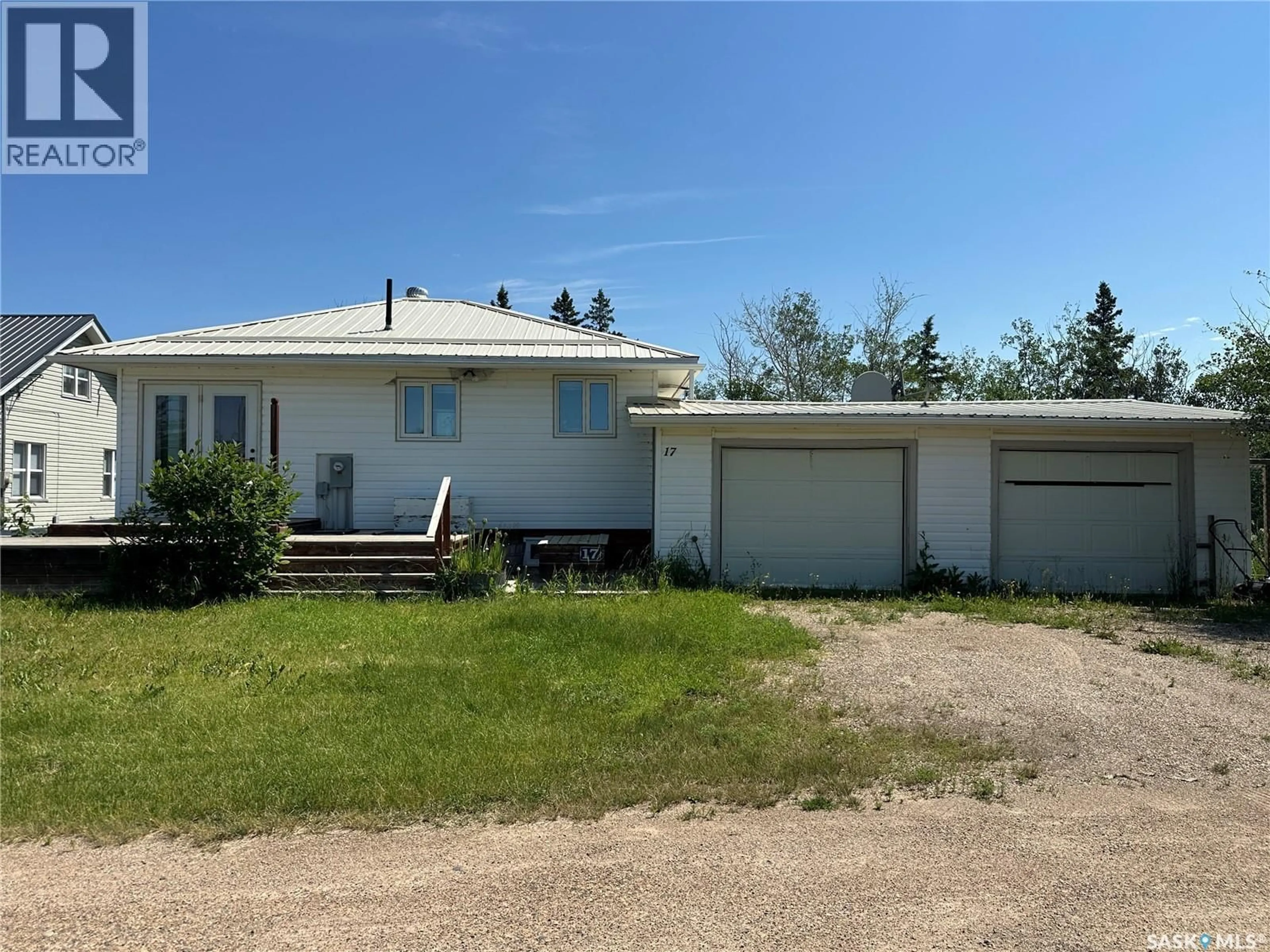 A pic from outside/outdoor area/front of a property/back of a property/a pic from drone, building for Lady Lake Saskatchewan S0A3B0