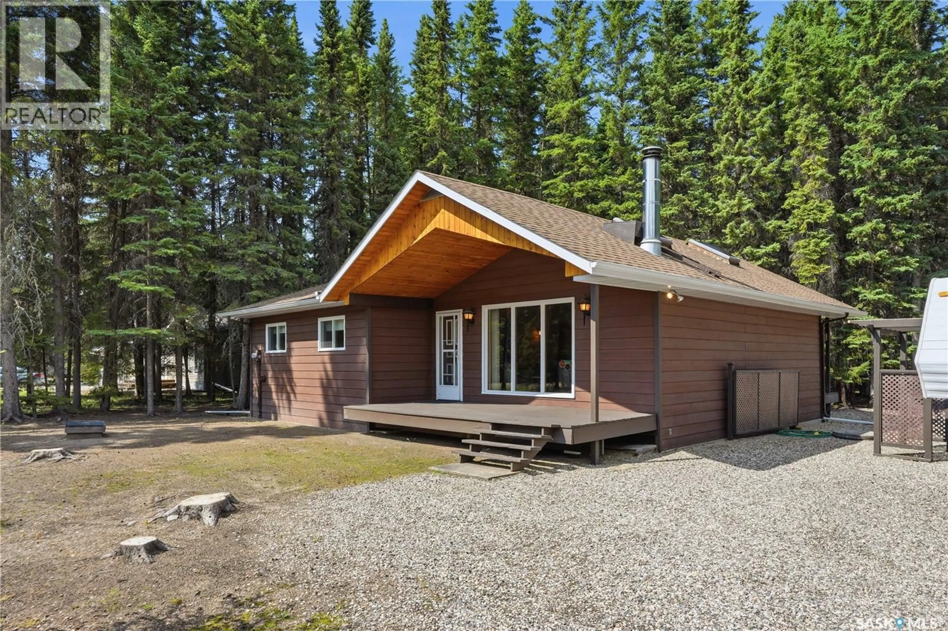 Home with vinyl exterior material, unknown for 23 SASKATCHEWAN DRIVE, Candle Lake Saskatchewan S0J3E0