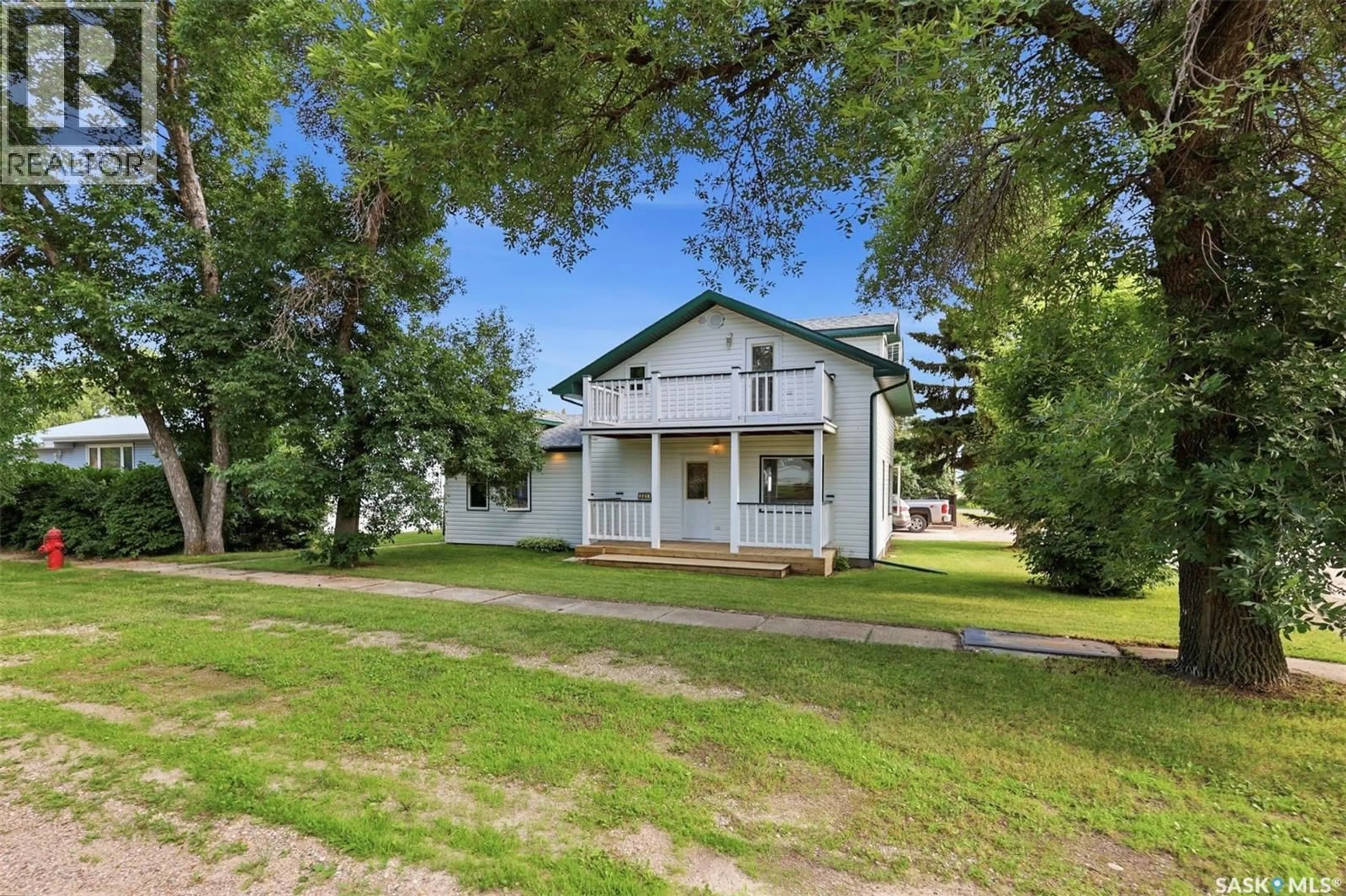 A pic from outside/outdoor area/front of a property/back of a property/a pic from drone, building for 301 RUPERT STREET, Simpson Saskatchewan S0G4M0